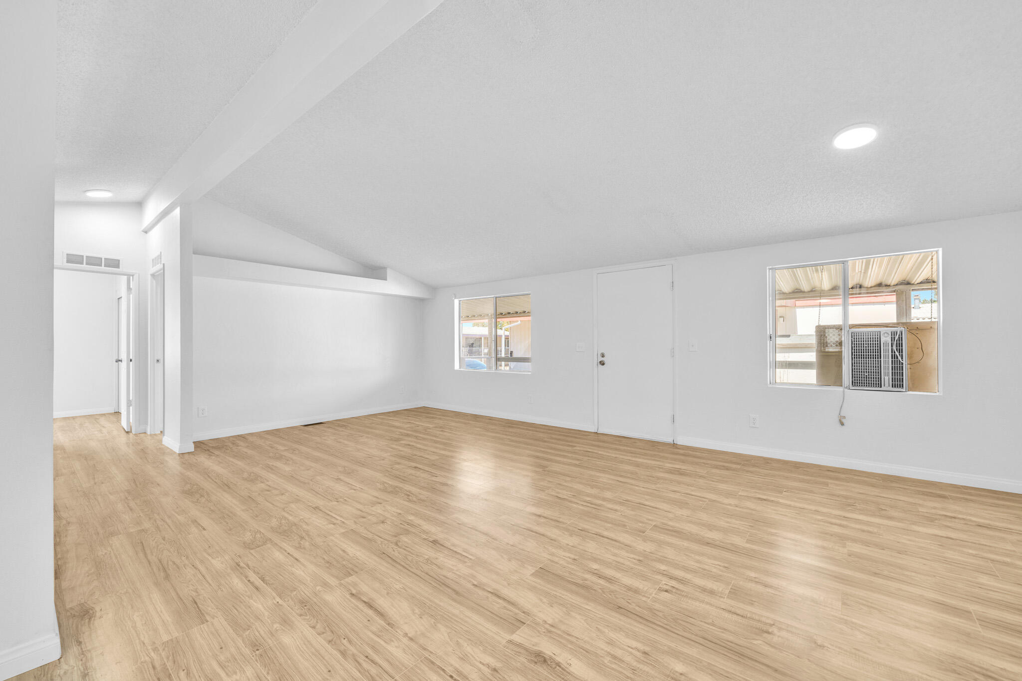 45111 E 25th St E Street Unit: 3