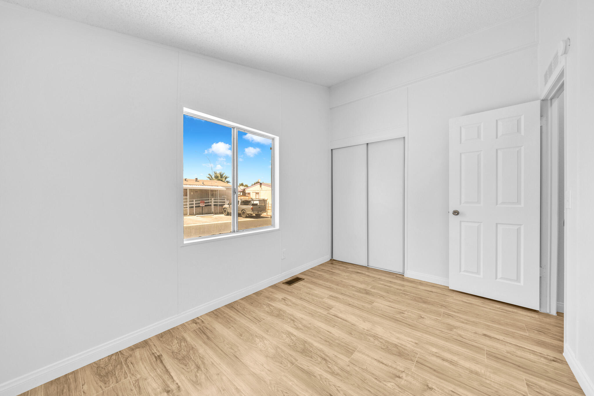 45111 E 25th St E Street Unit: 3