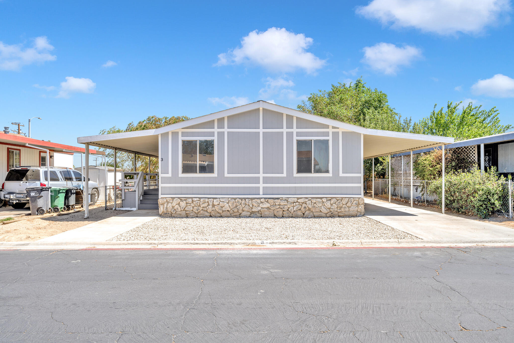 45111 E 25th St E Street Unit: 3