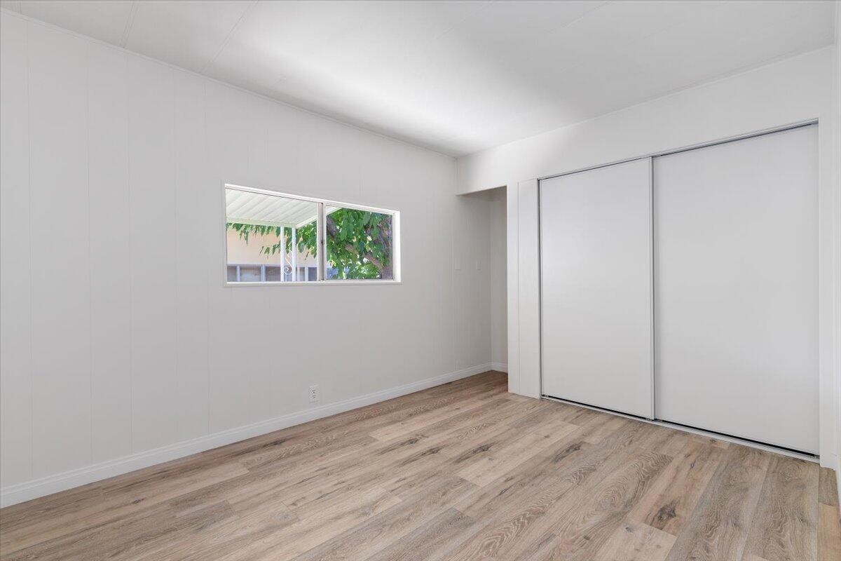 43850 20th St E Unit: 183