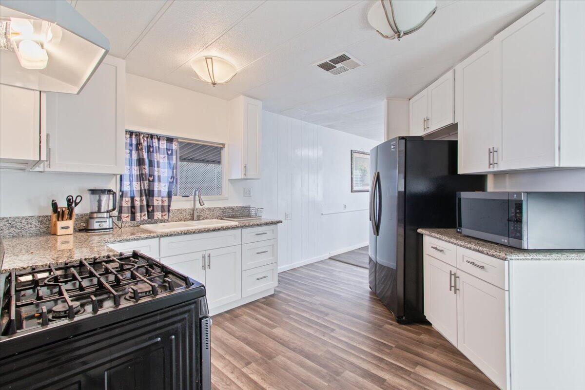 43850 20th St E Unit: 108