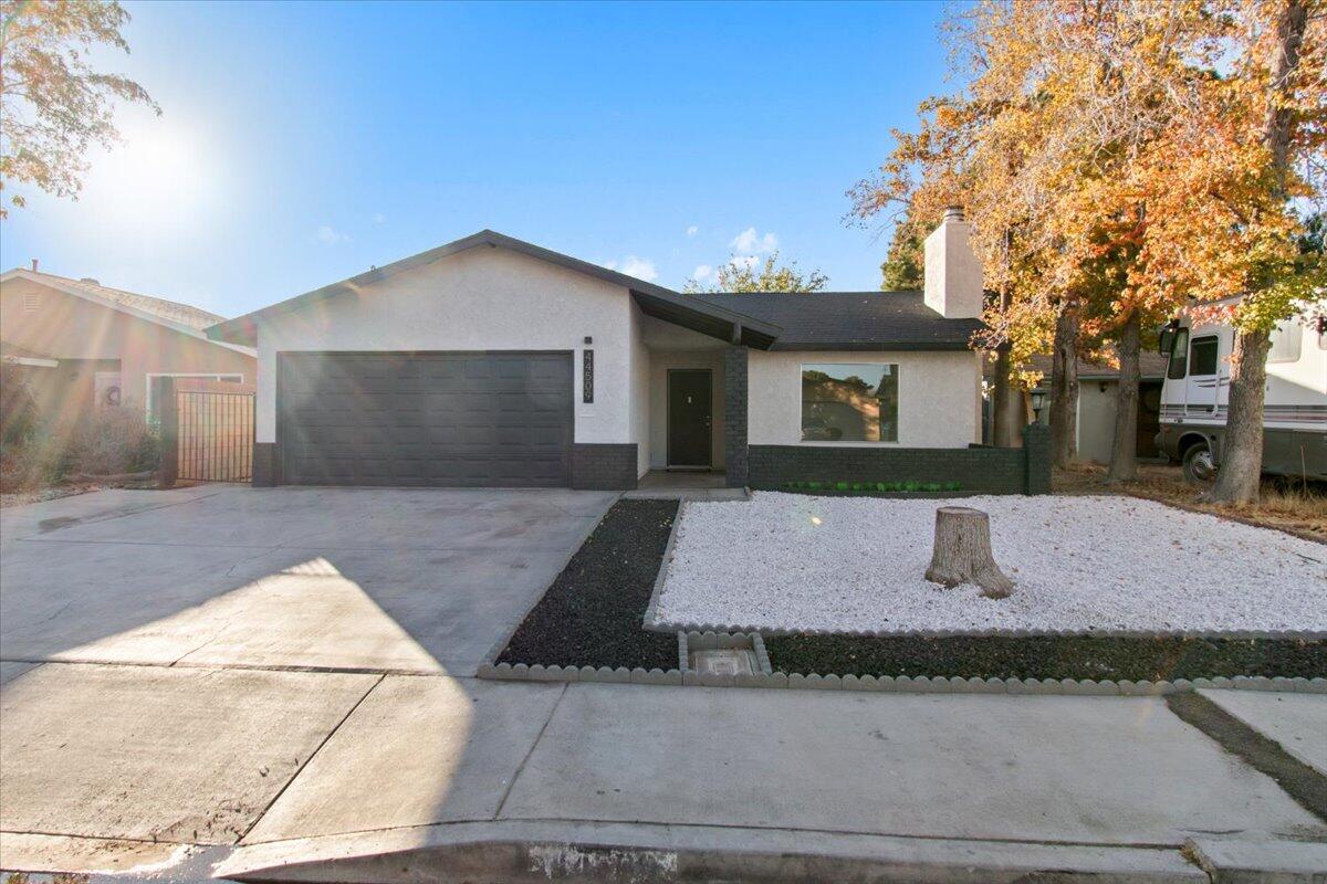 44509 Watford Avenue