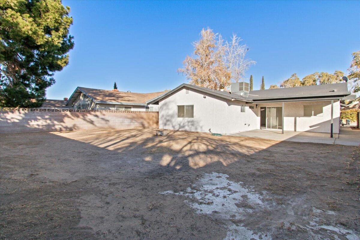 44509 Watford Avenue