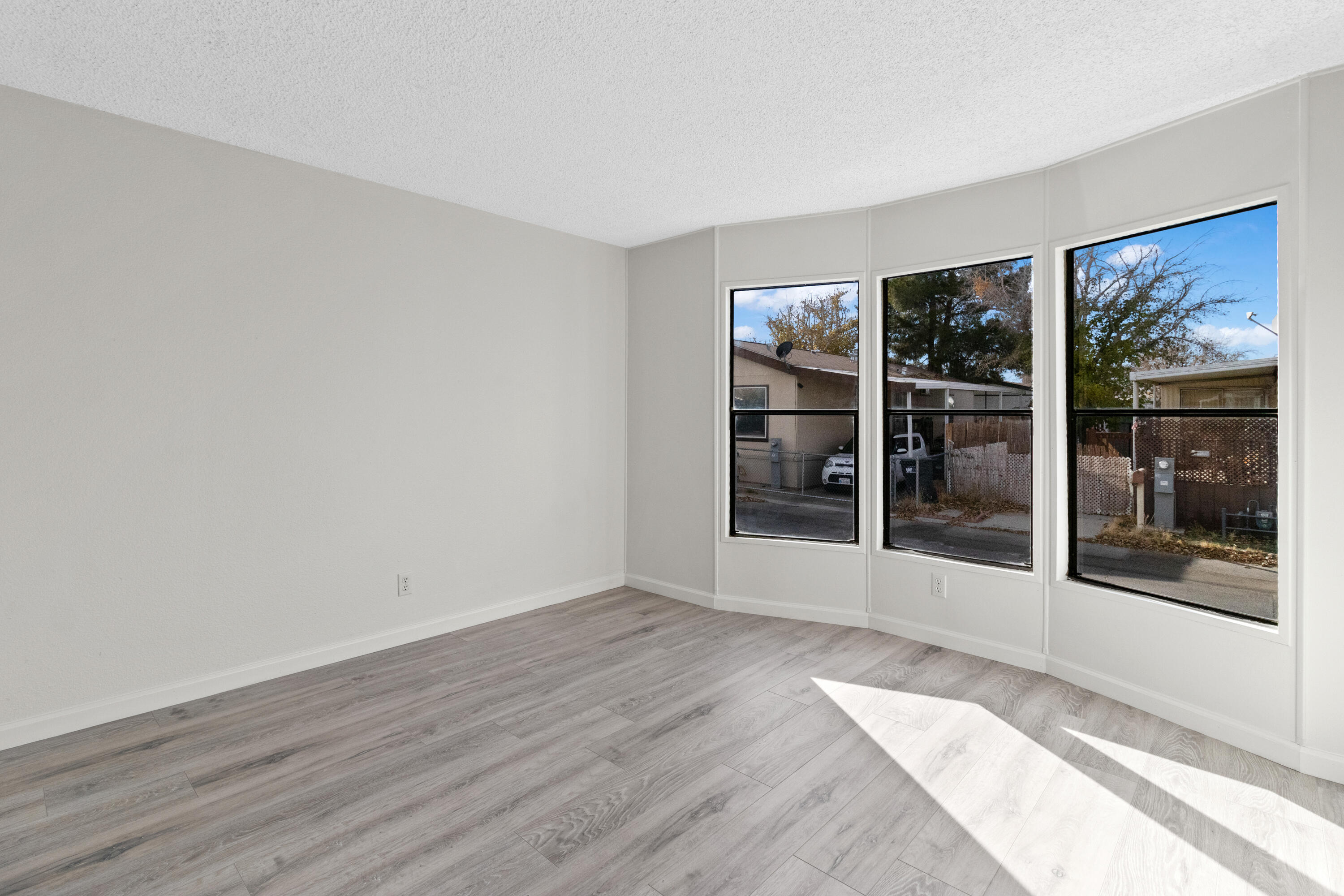 45800 Challenger Way Unit: 212