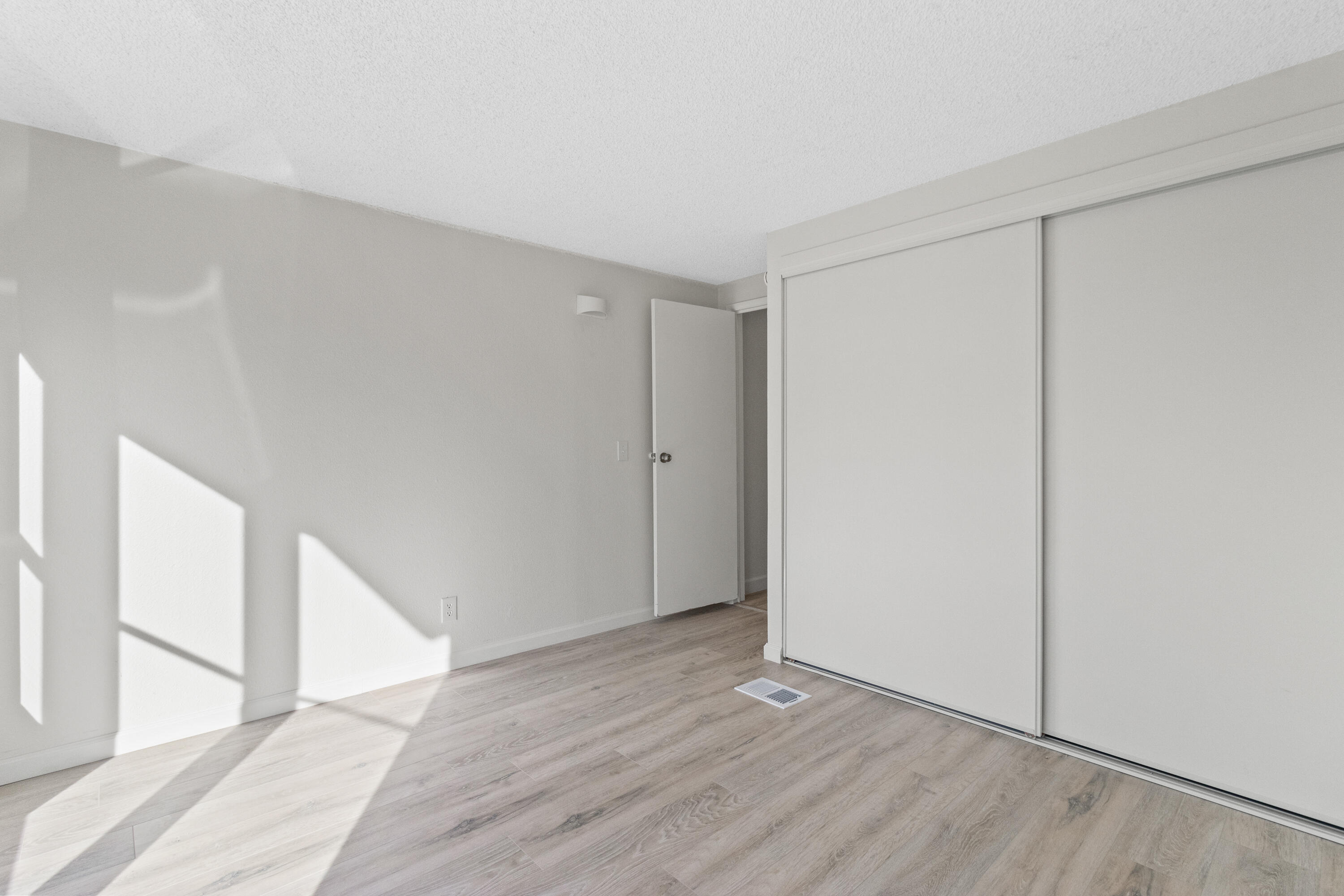 45800 Challenger Way Unit: 212
