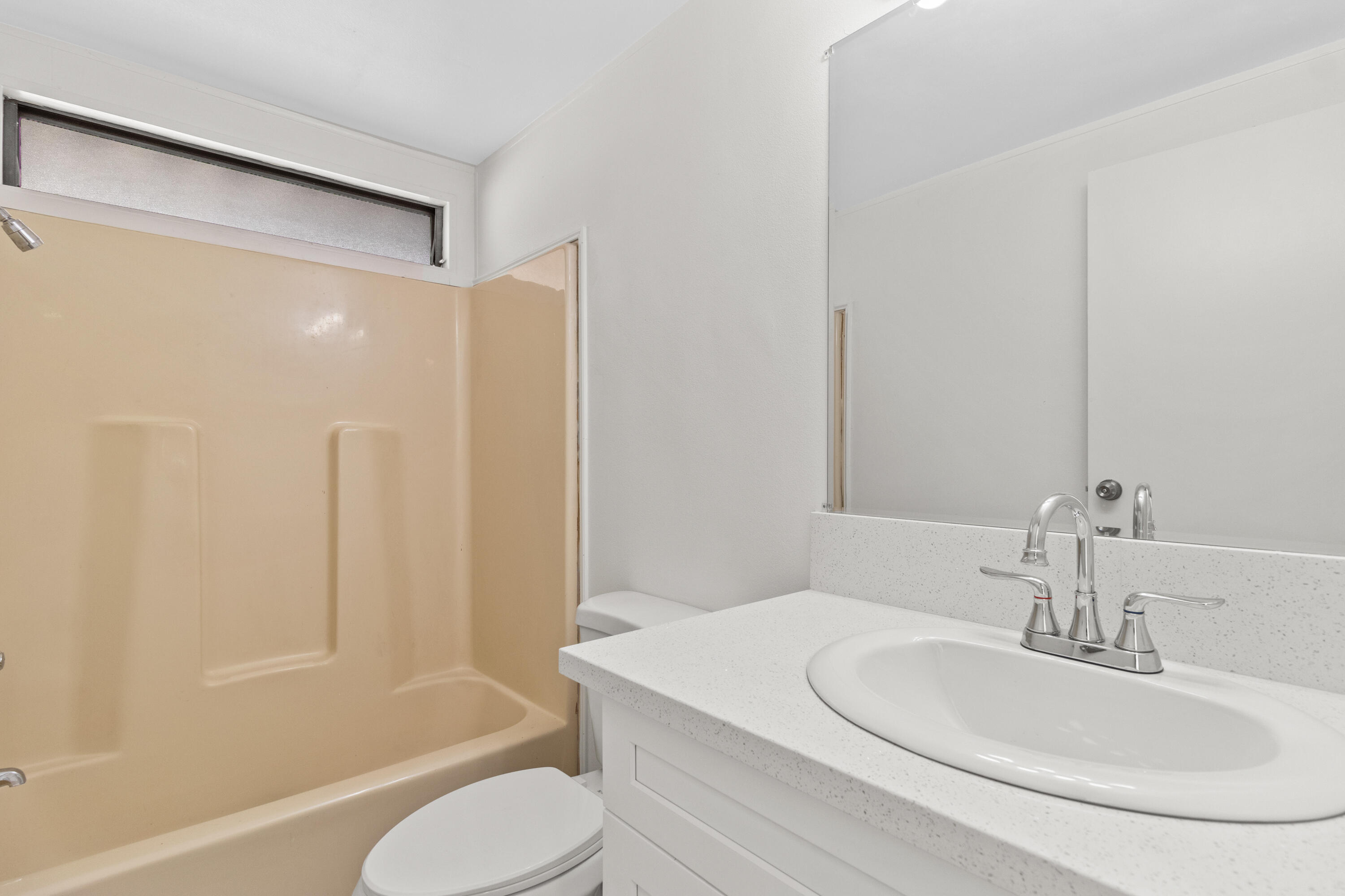 45800 Challenger Way Unit: 212