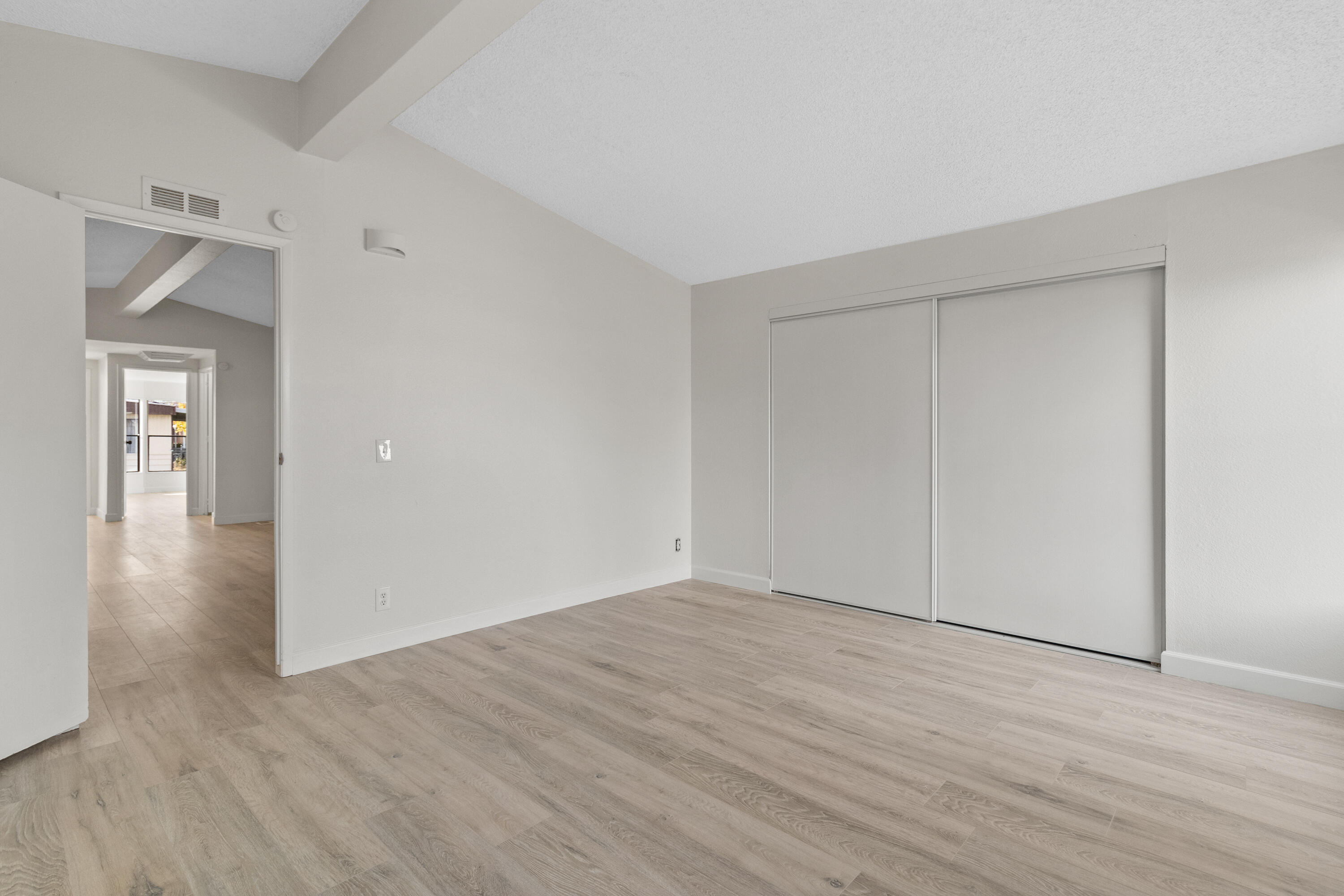45800 Challenger Way Unit: 212
