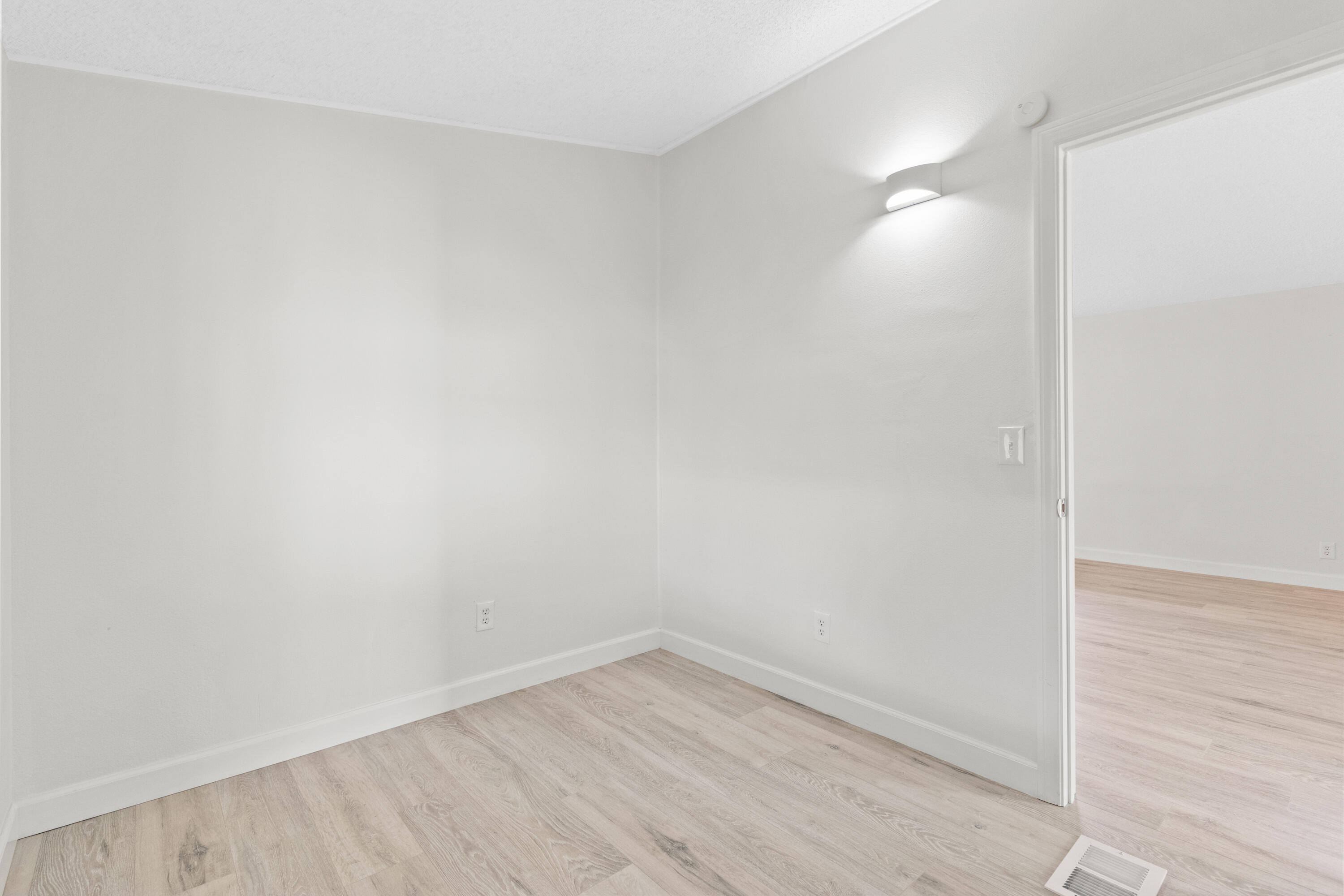 45800 Challenger Way Unit: 212