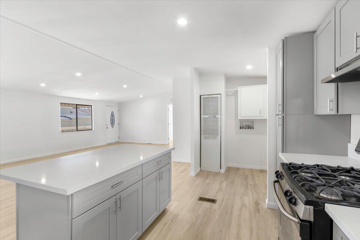 45111 E 25th St E Street Unit: 60