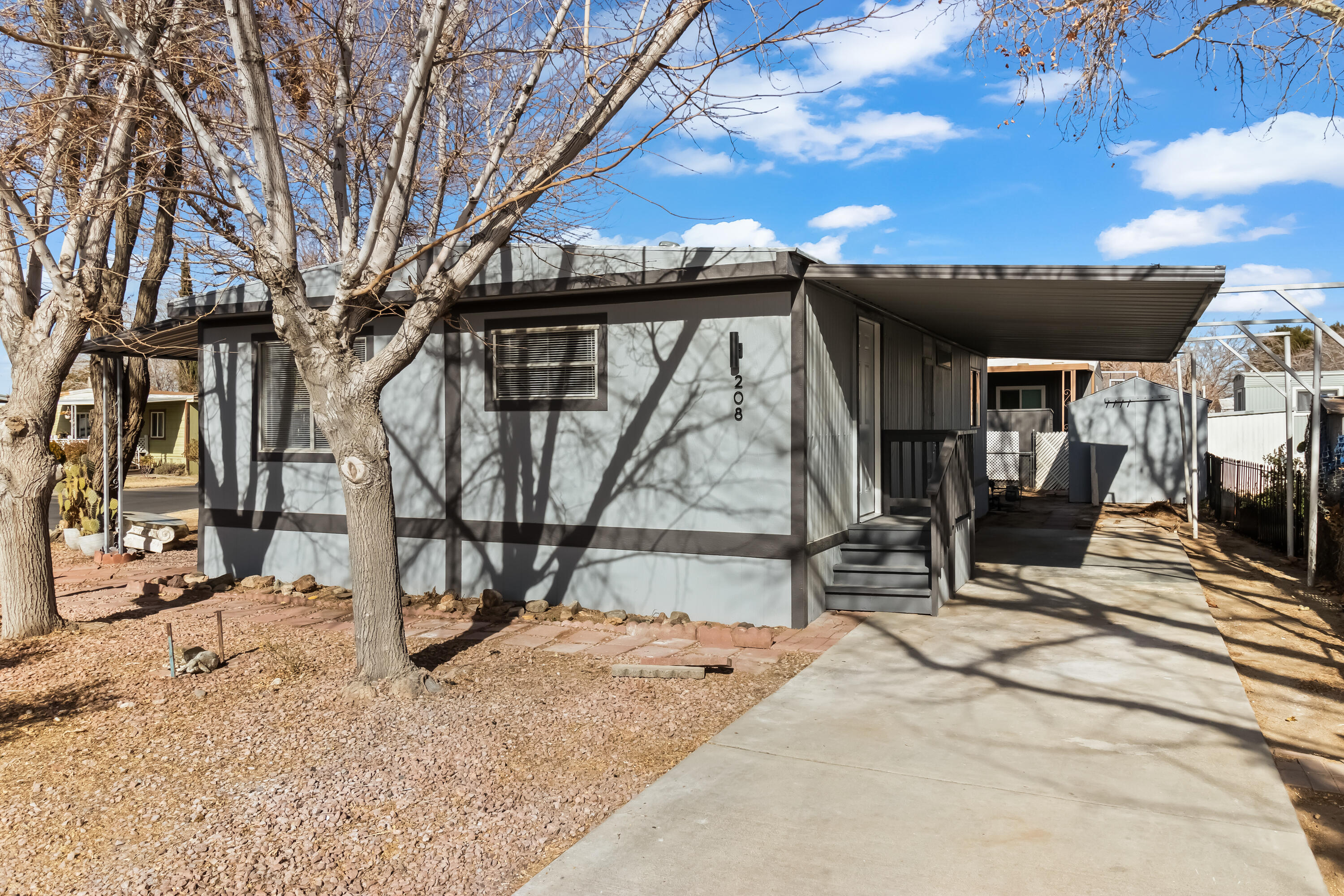 43850 E 20th St E Unit: 208