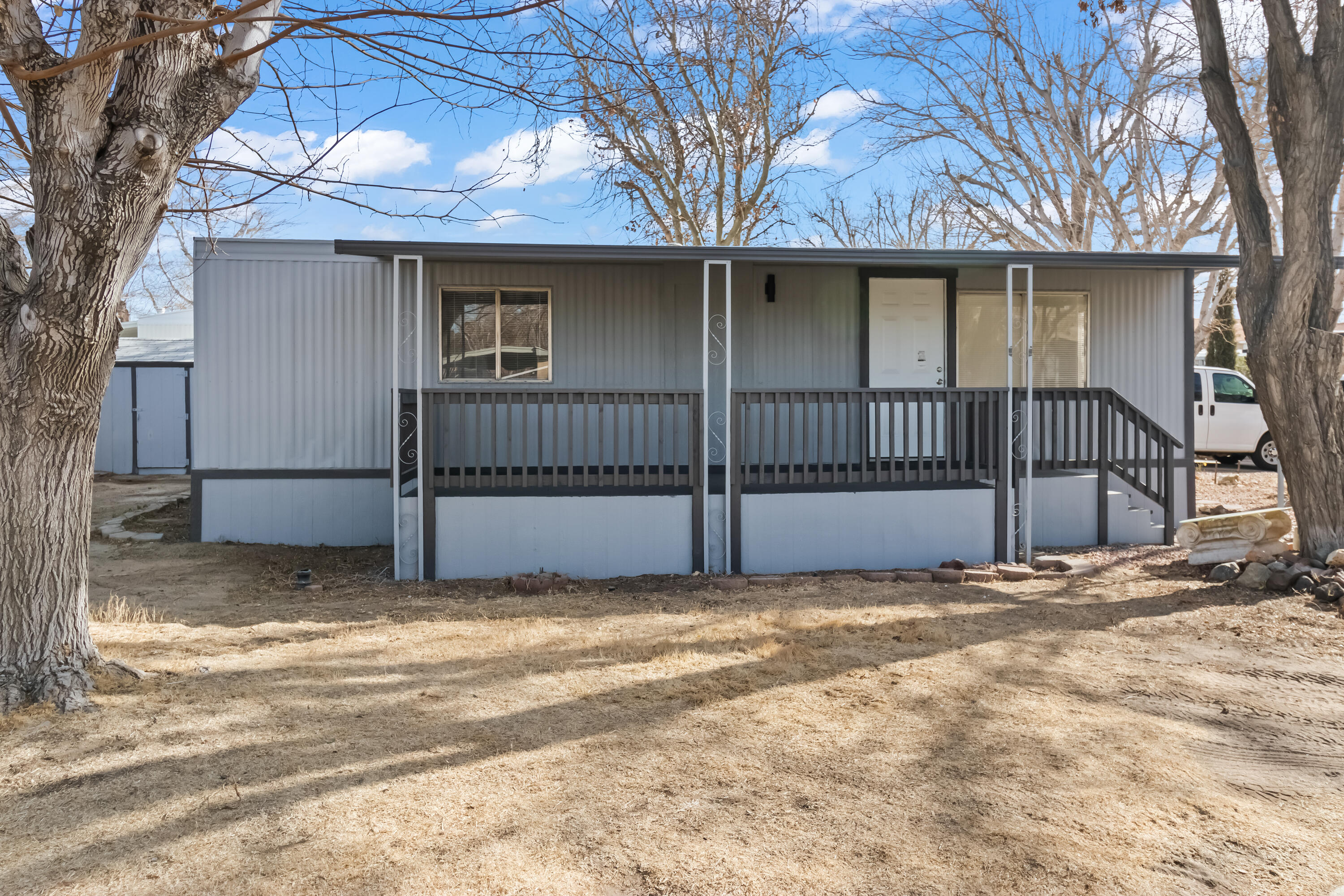 43850 E 20th St E Unit: 208