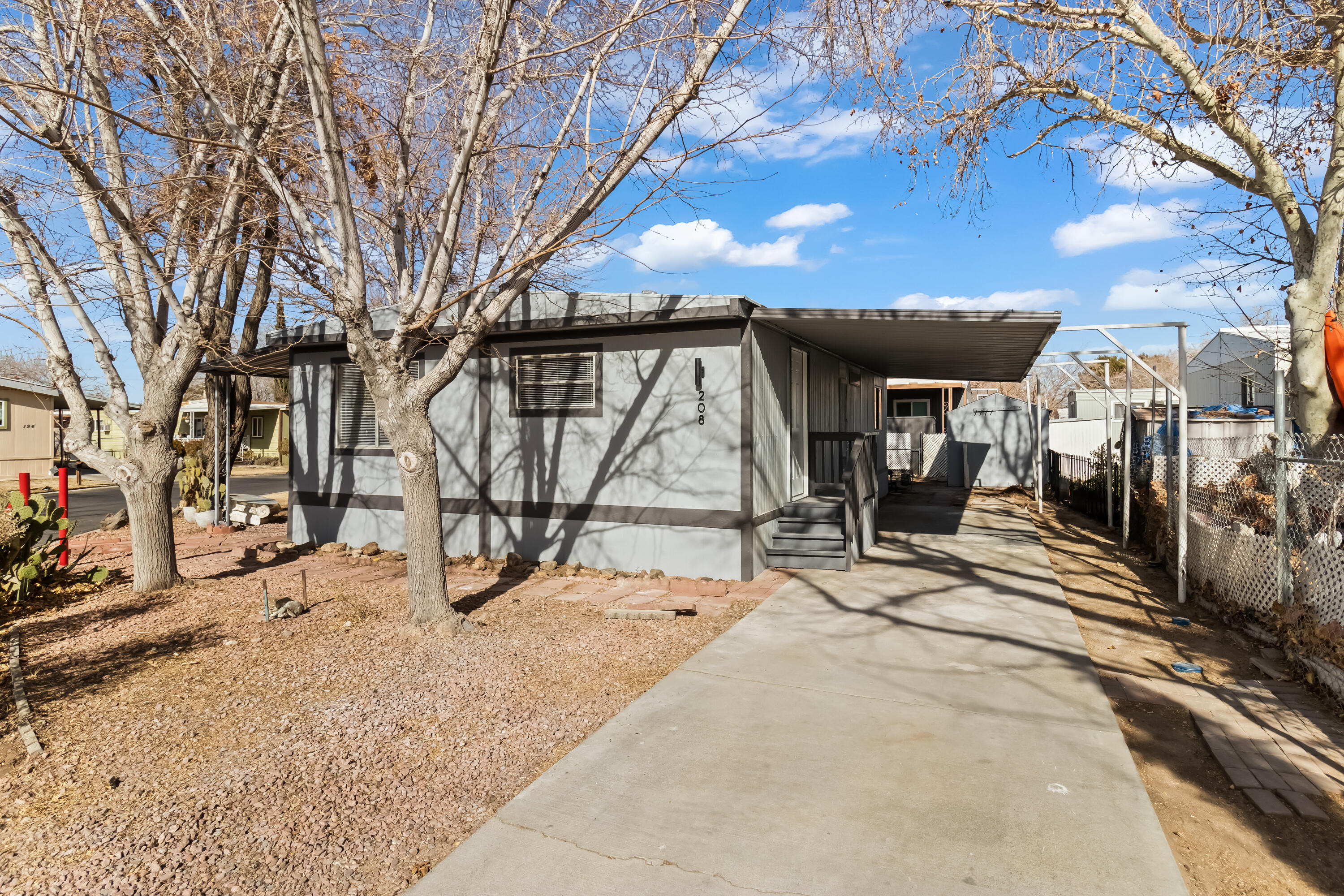 43850 E 20th St E Unit: 208