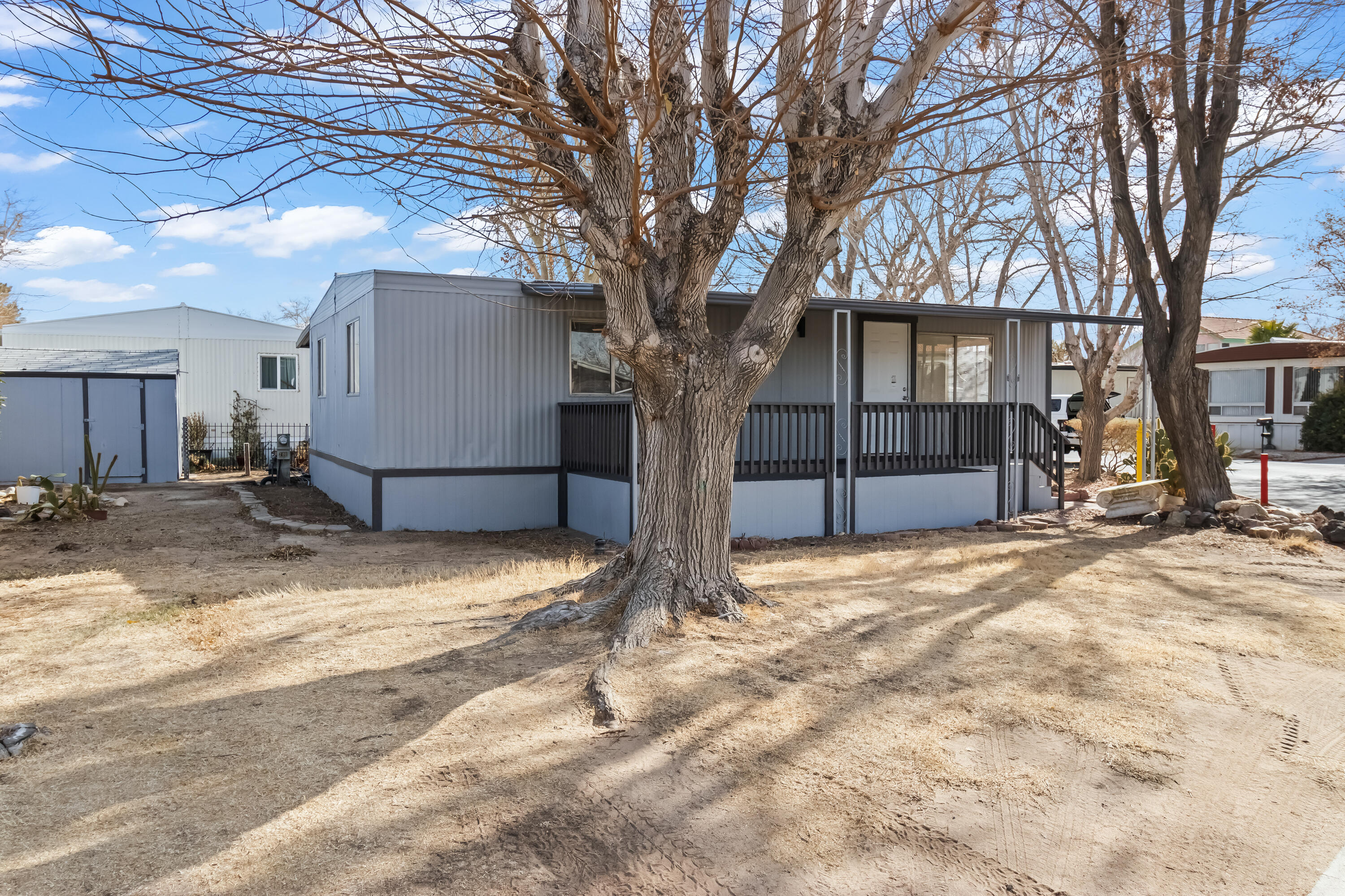 43850 E 20th St E Unit: 208
