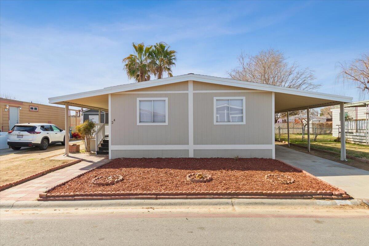 2330 E Avenue J8 Unit: 24