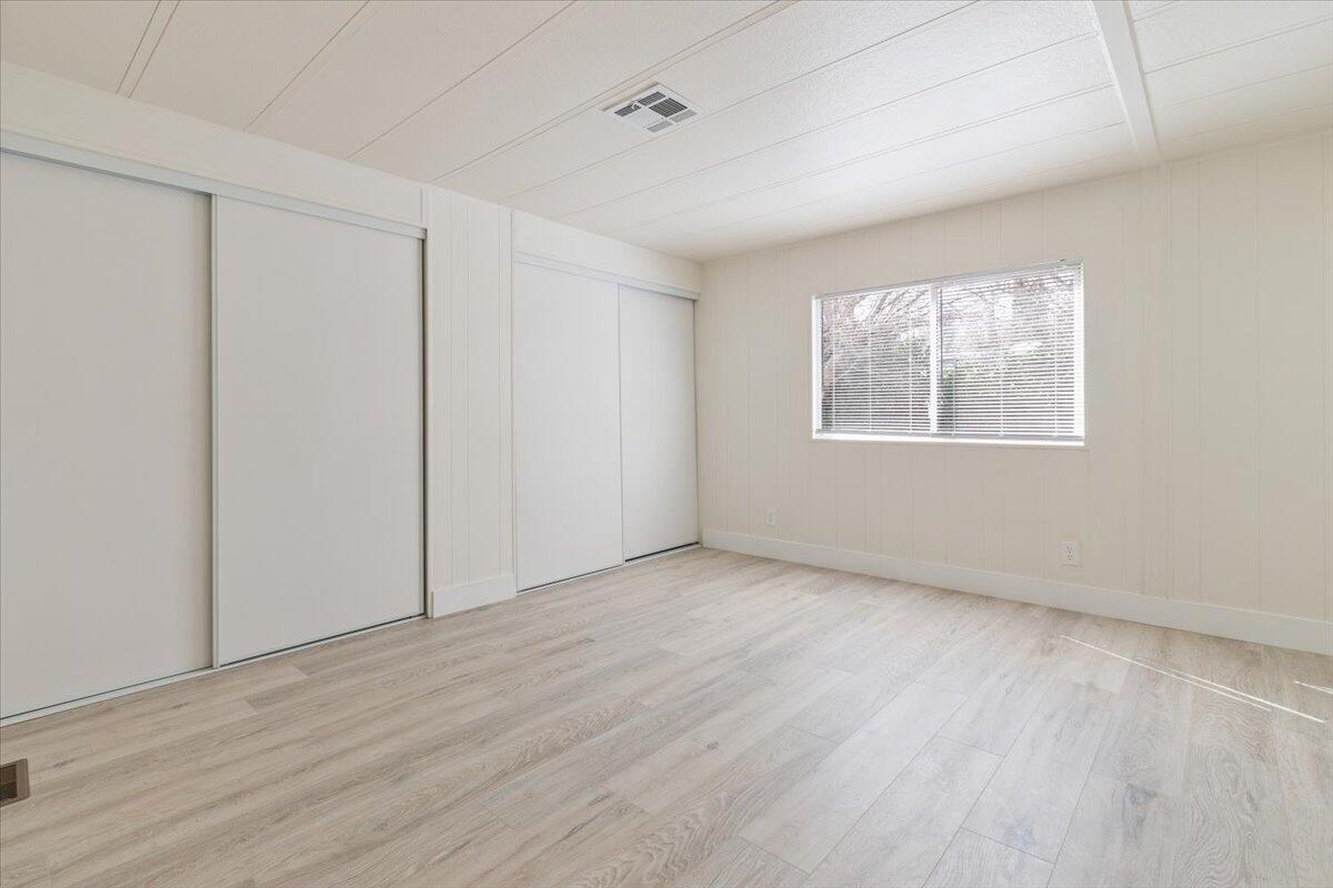 2330 E Avenue J8 Unit: 24