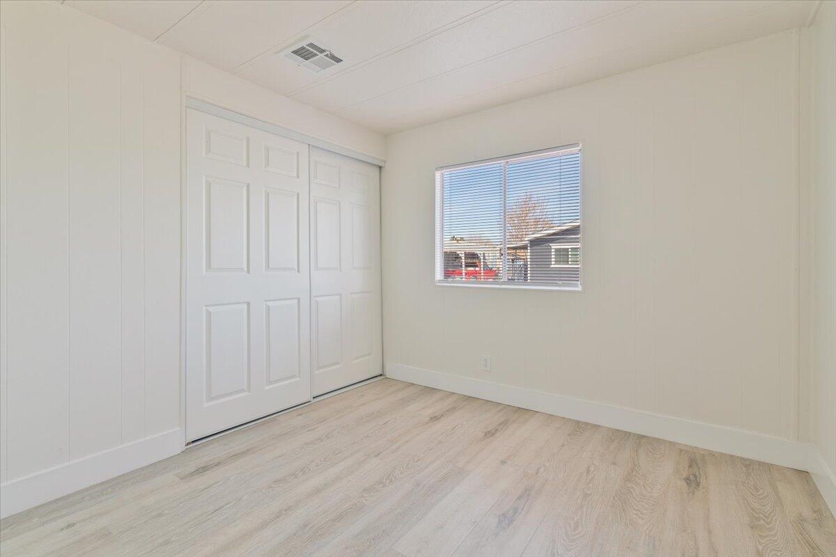 2330 E Avenue J8 Unit: 24