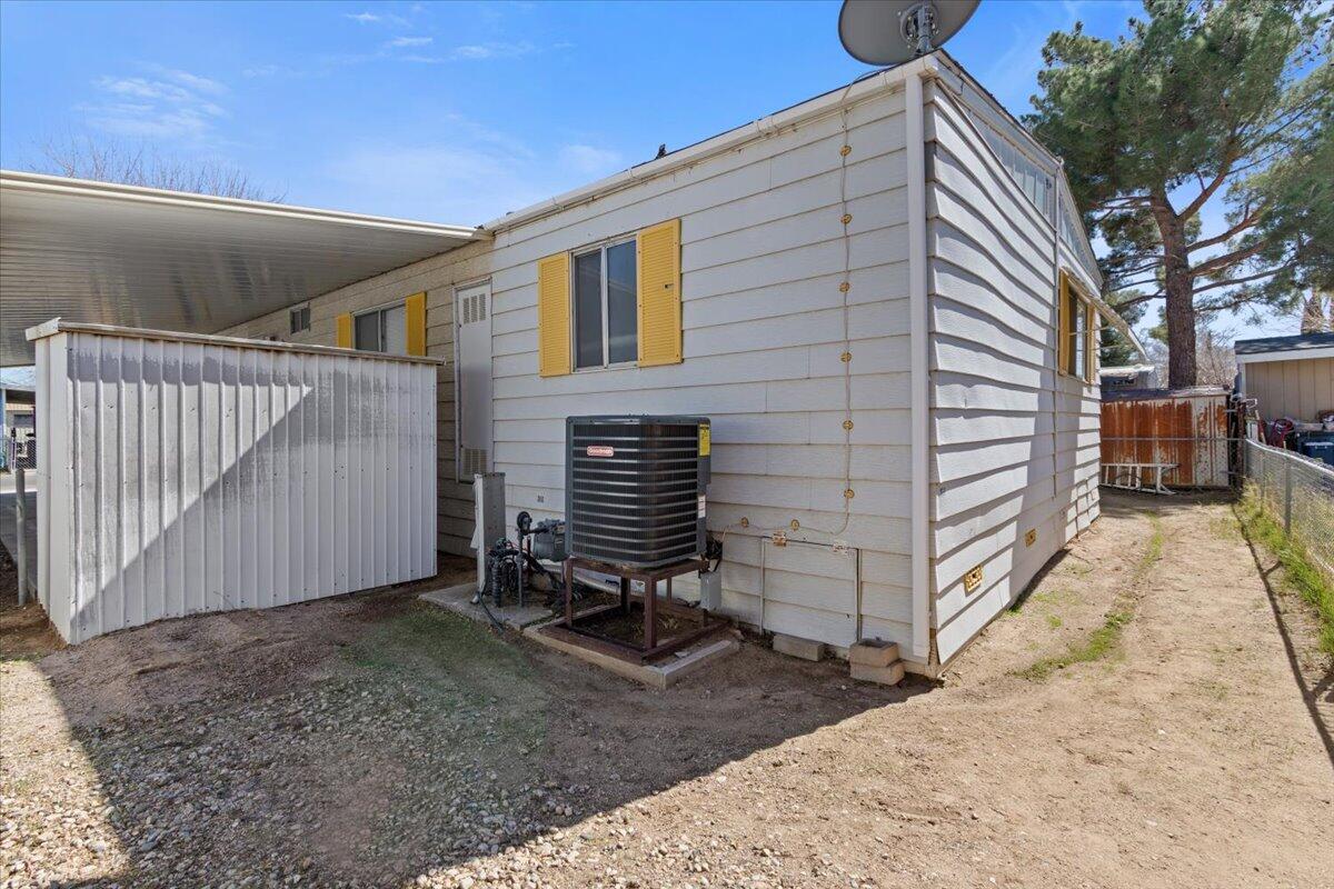 43850 E 20 Street Unit: 251