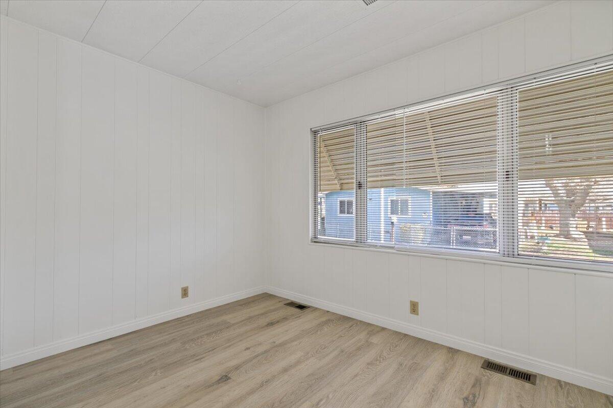 43850 E 20 Street Unit: 251