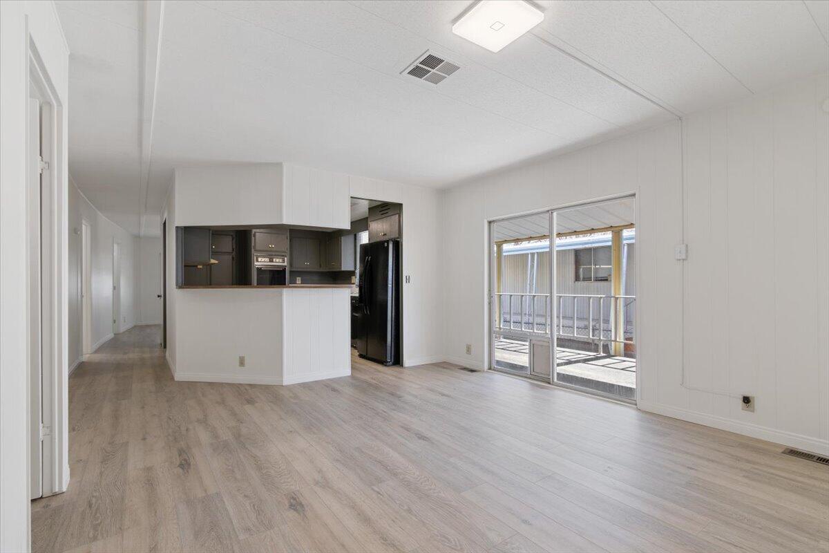 43850 E 20 Street Unit: 251