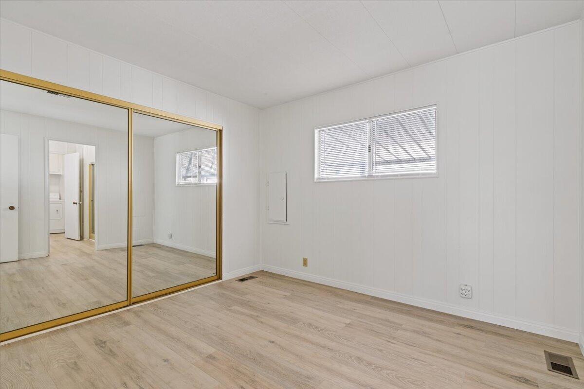 43850 E 20 Street Unit: 251