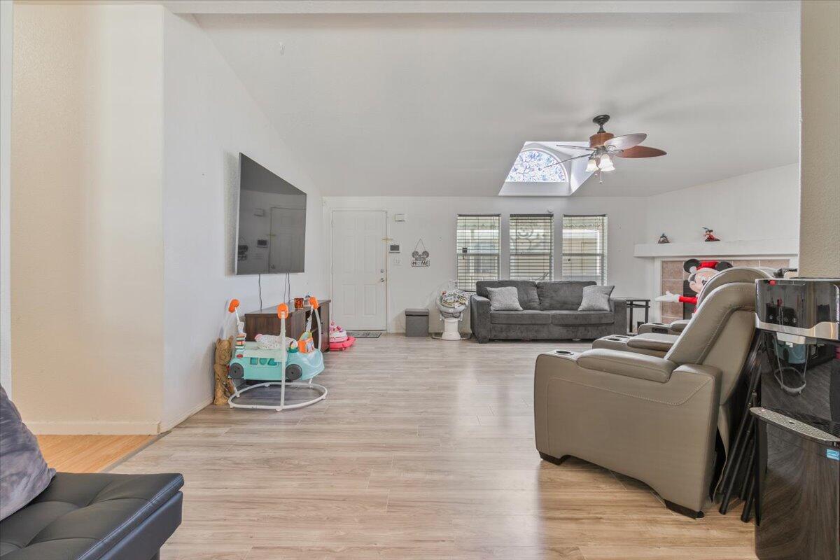 1501 E I Ave Unit: 125