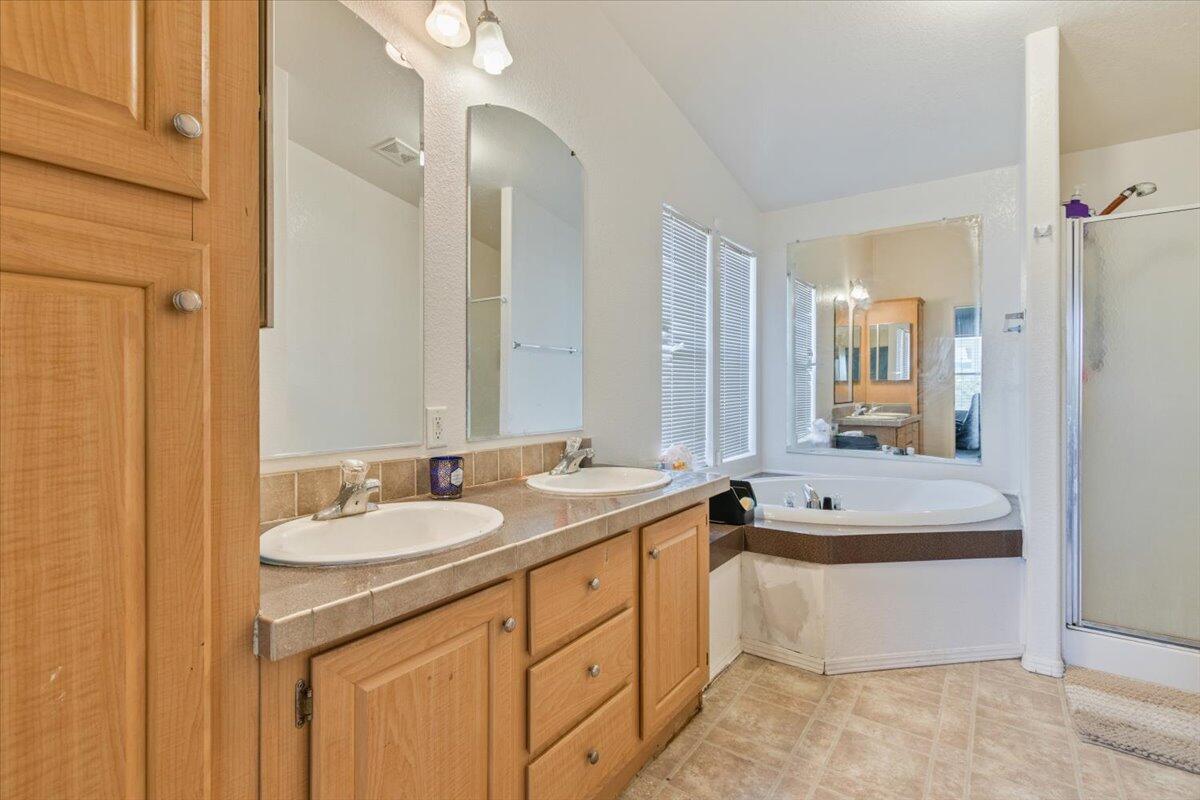 1501 E I Ave Unit: 125
