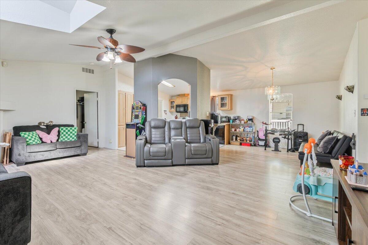 1501 E I Ave Unit: 125
