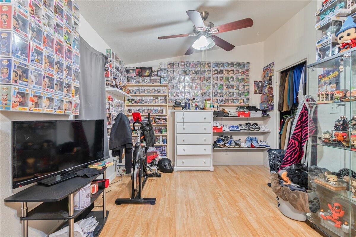 1501 E I Ave Unit: 125