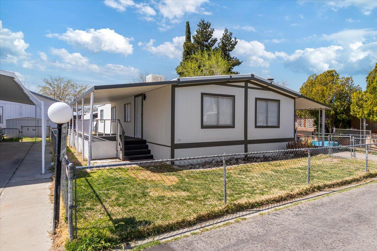 43850 E 20th Street Unit: 94