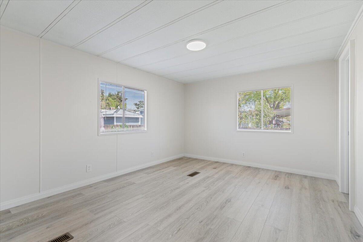43850 E 20th Street Unit: 256