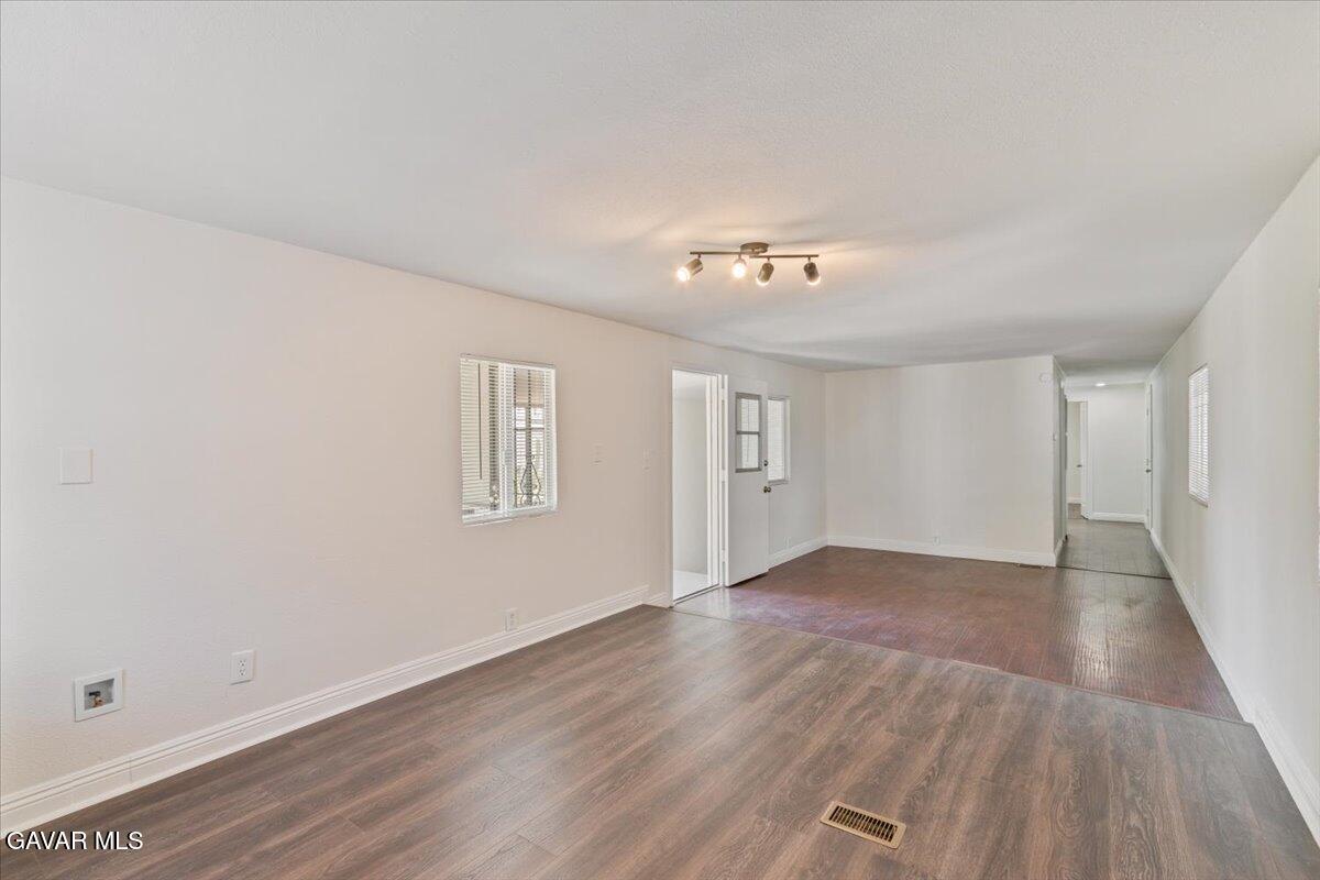 1301 E Avenue I Unit: #37
