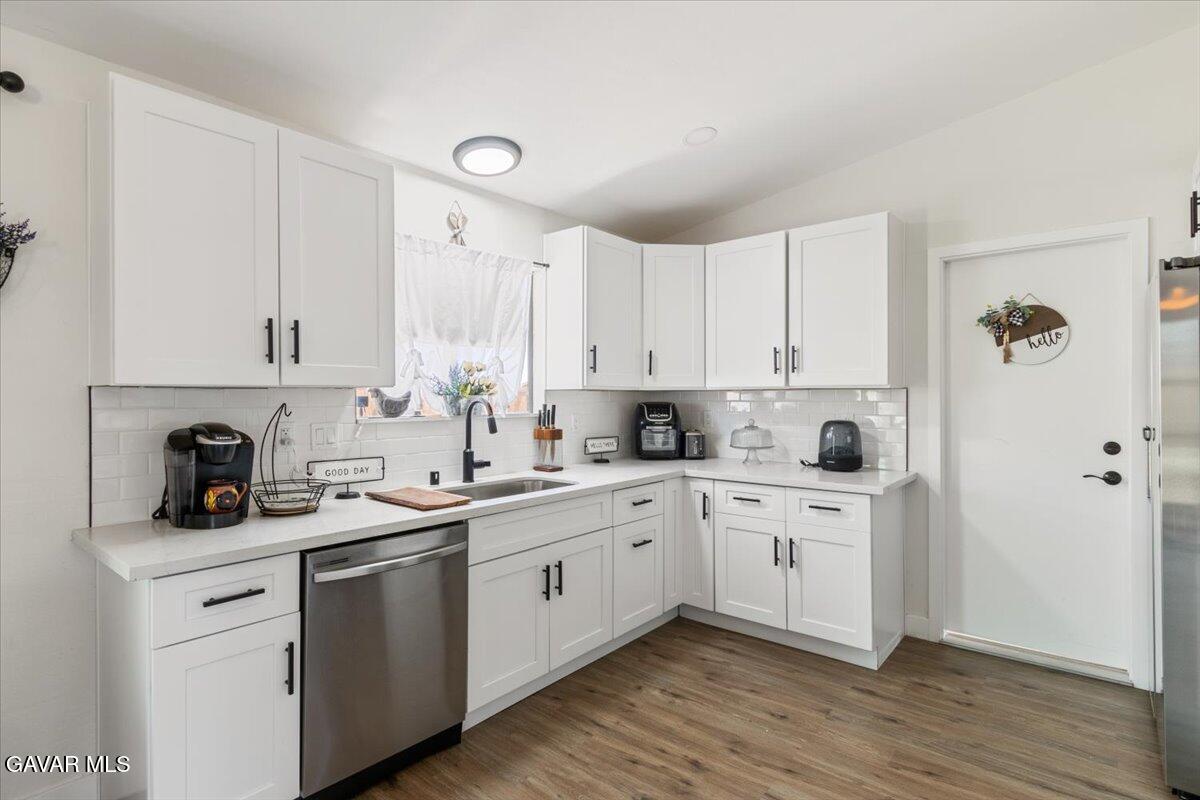 8649 Tamarack Avenue