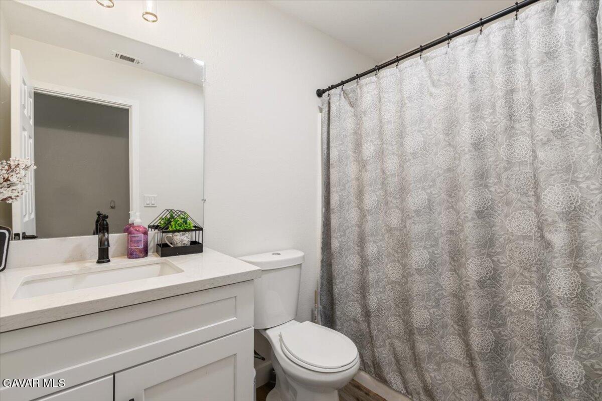 8649 Tamarack Avenue