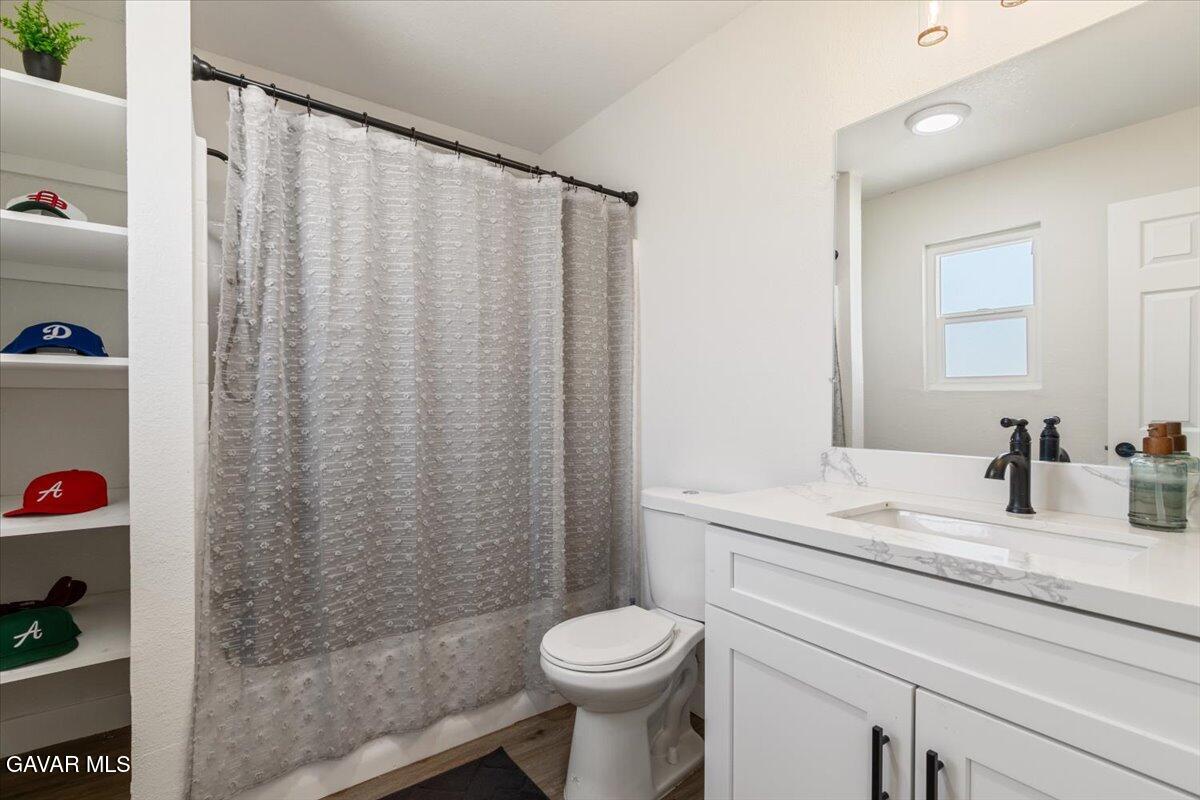 8649 Tamarack Avenue