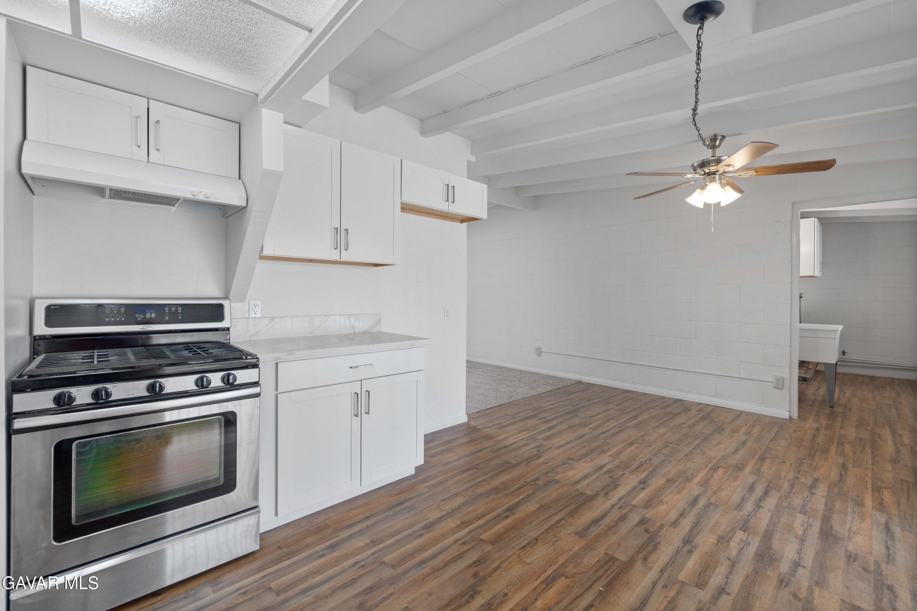1824 West Avenue K4