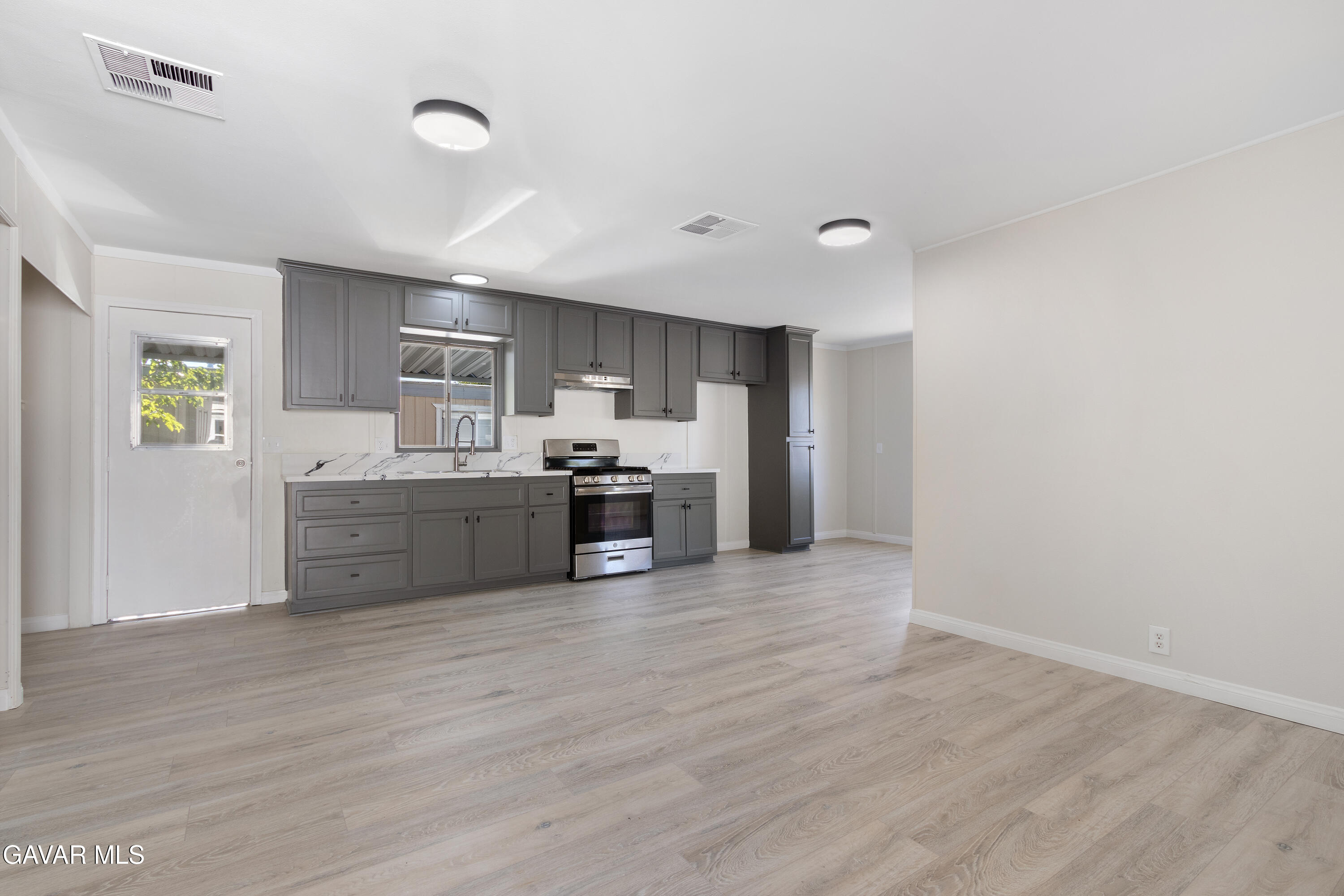 3255 E Ave R Unit: 177