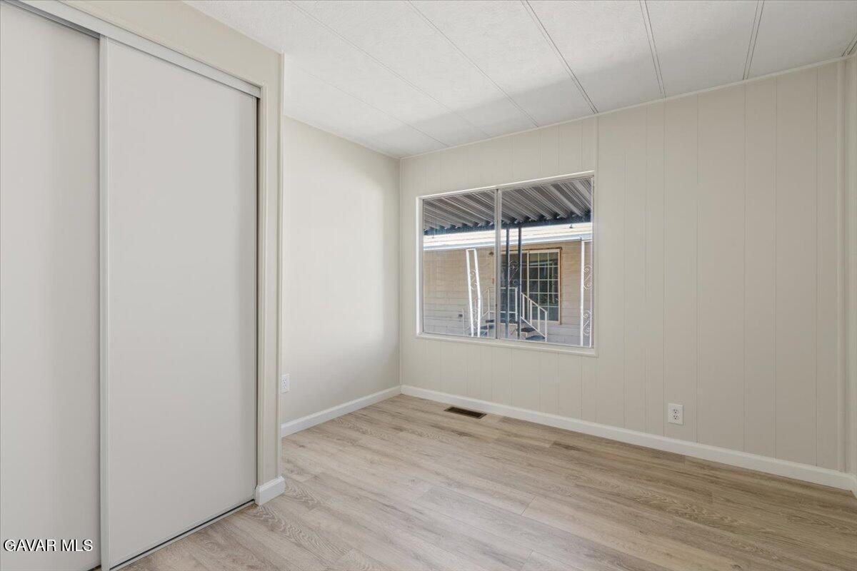 43850 20th St E Unit: 33