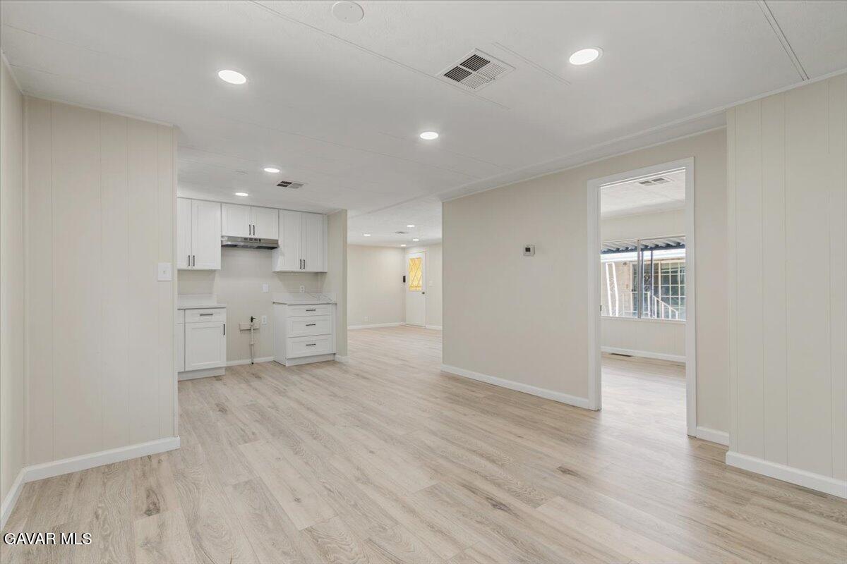 43850 20th St E Unit: 33