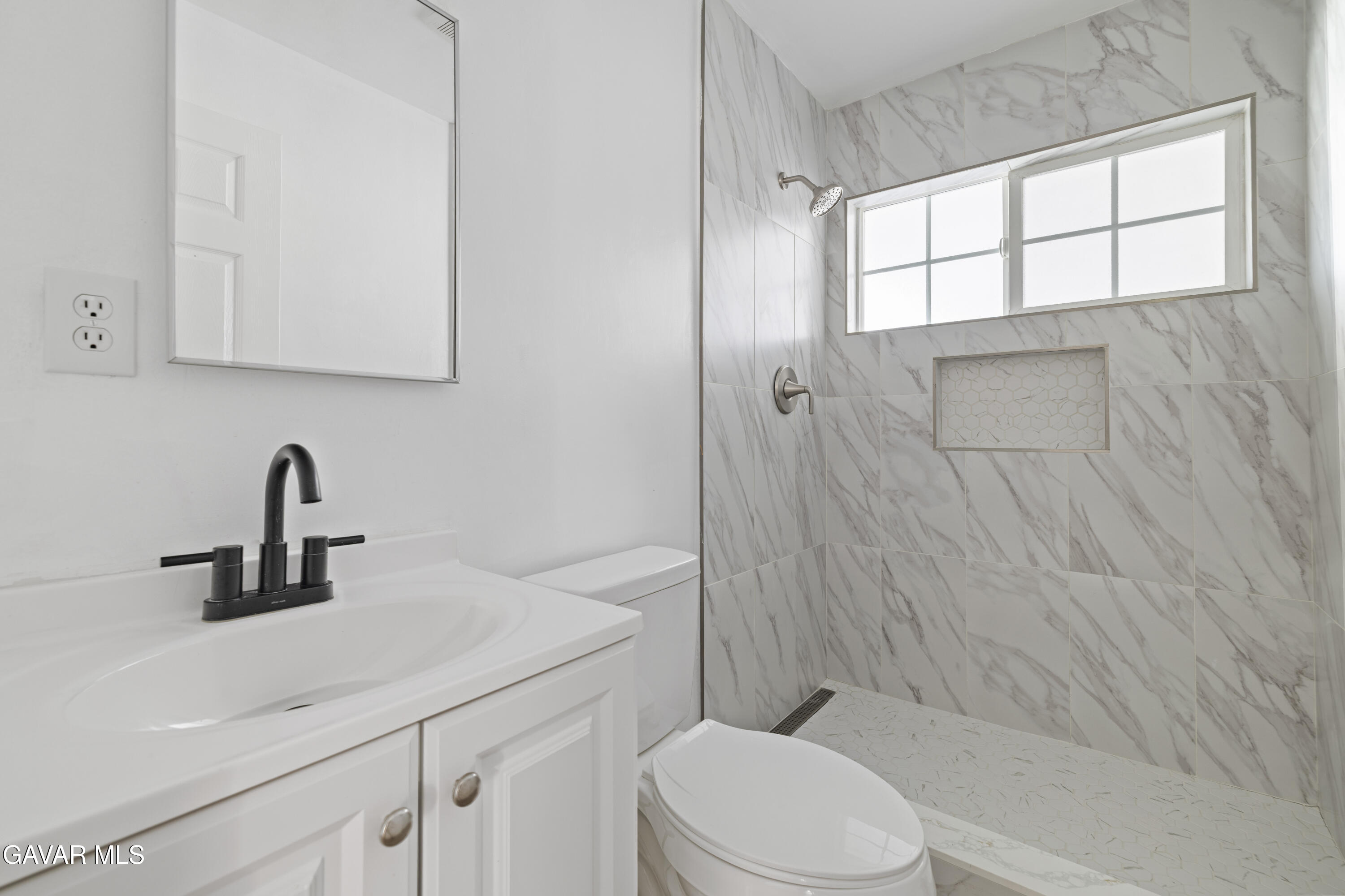 45517 Kingtree Avenue