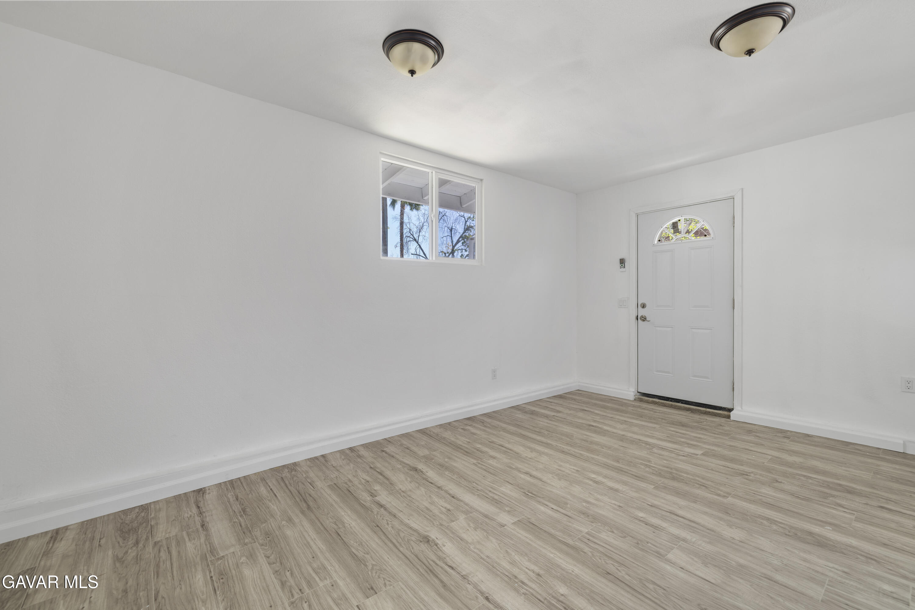 45517 Kingtree Avenue