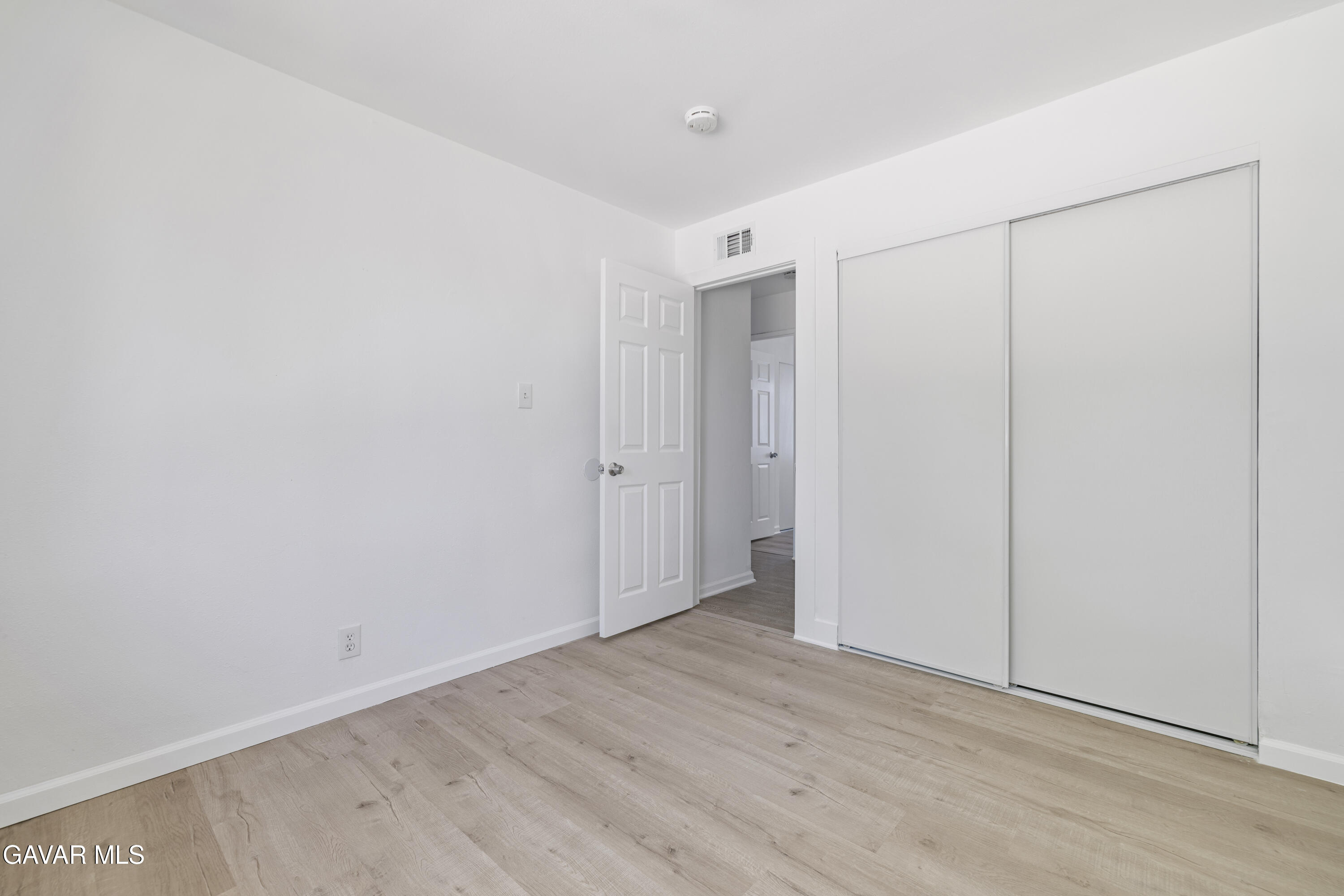 45517 Kingtree Avenue