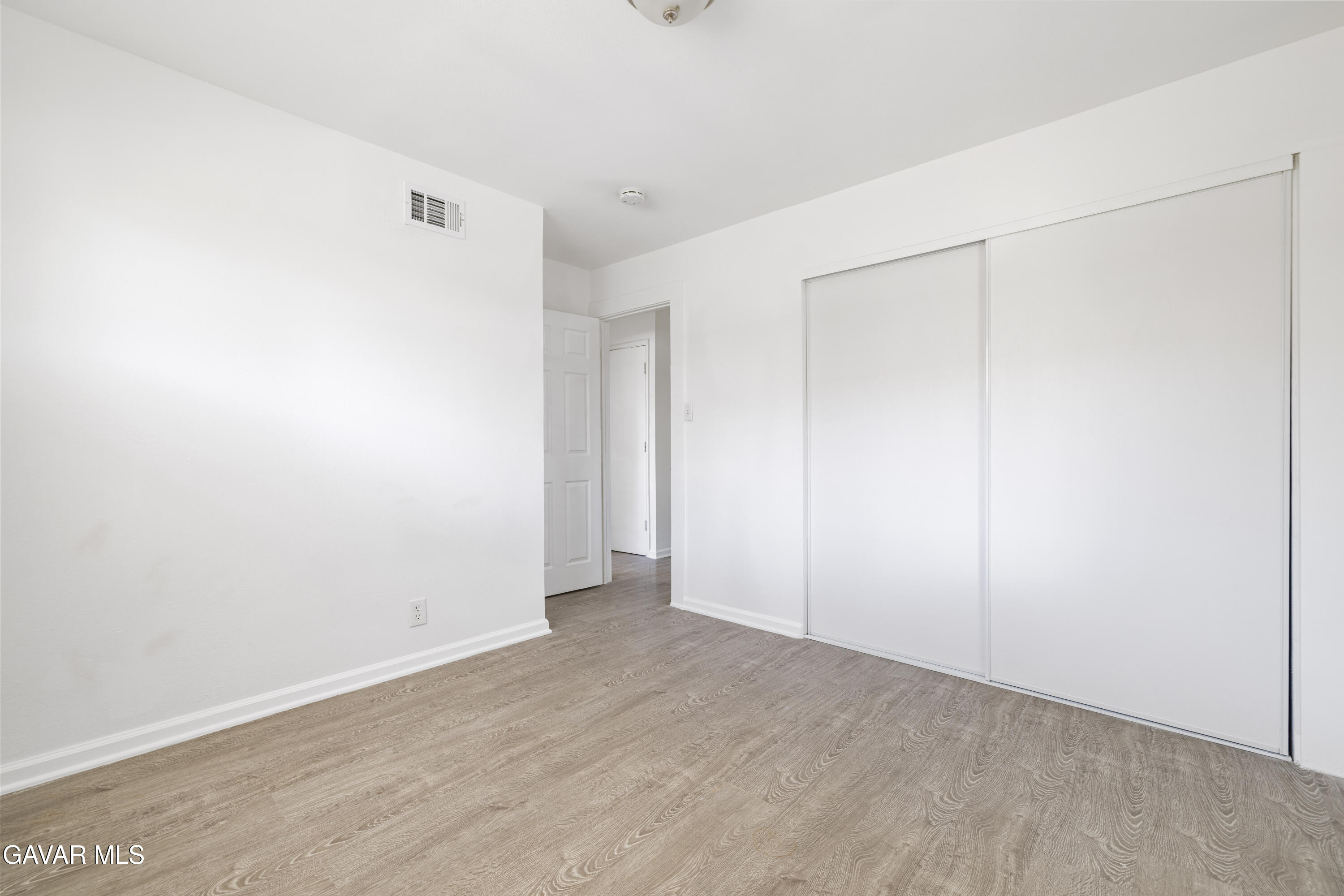 45517 Kingtree Avenue