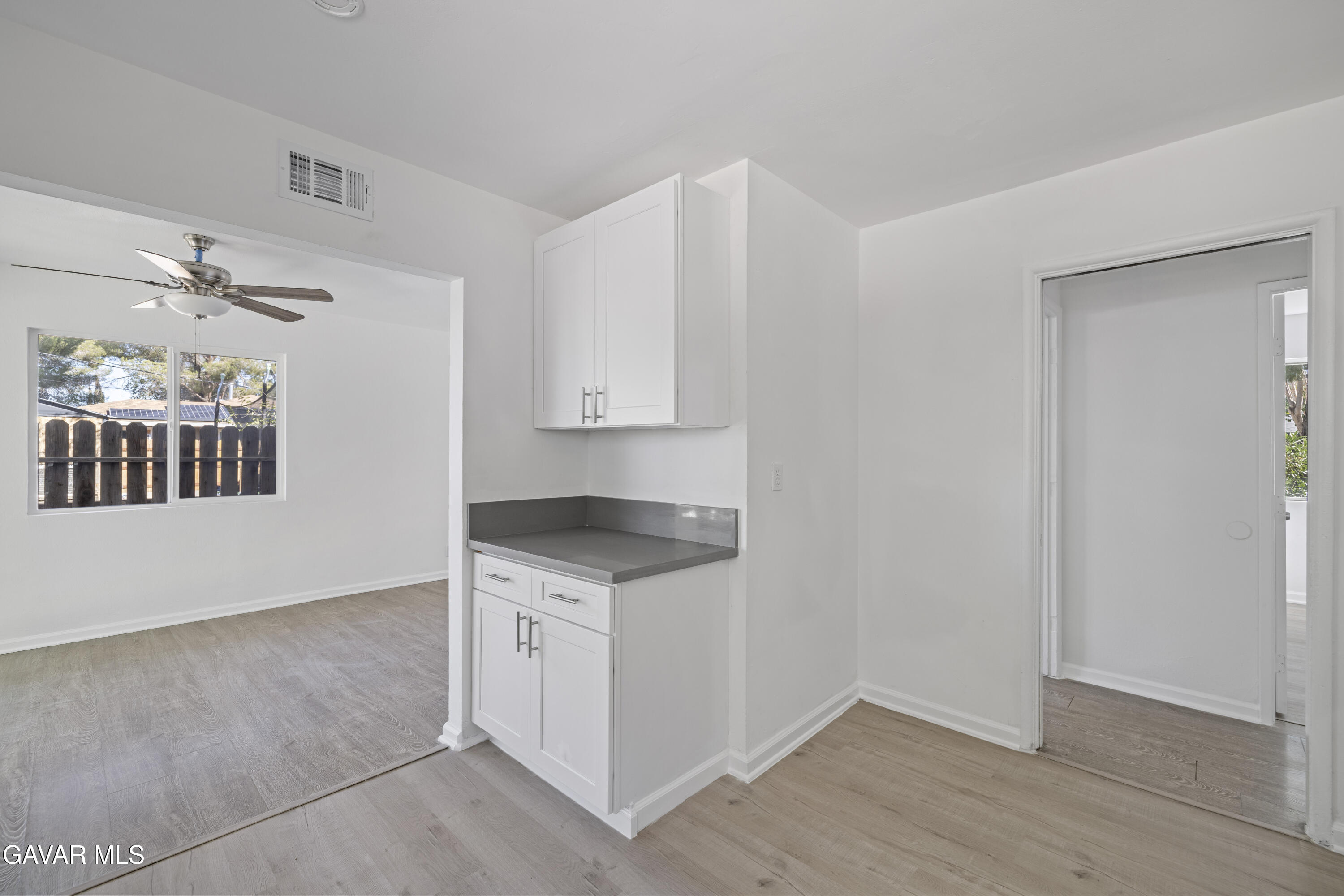 45517 Kingtree Avenue