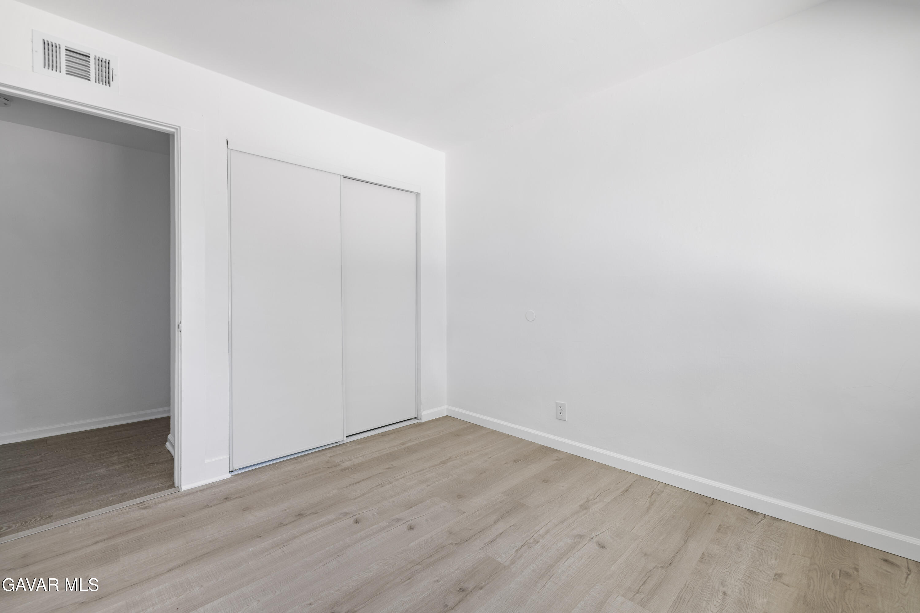 45517 Kingtree Avenue