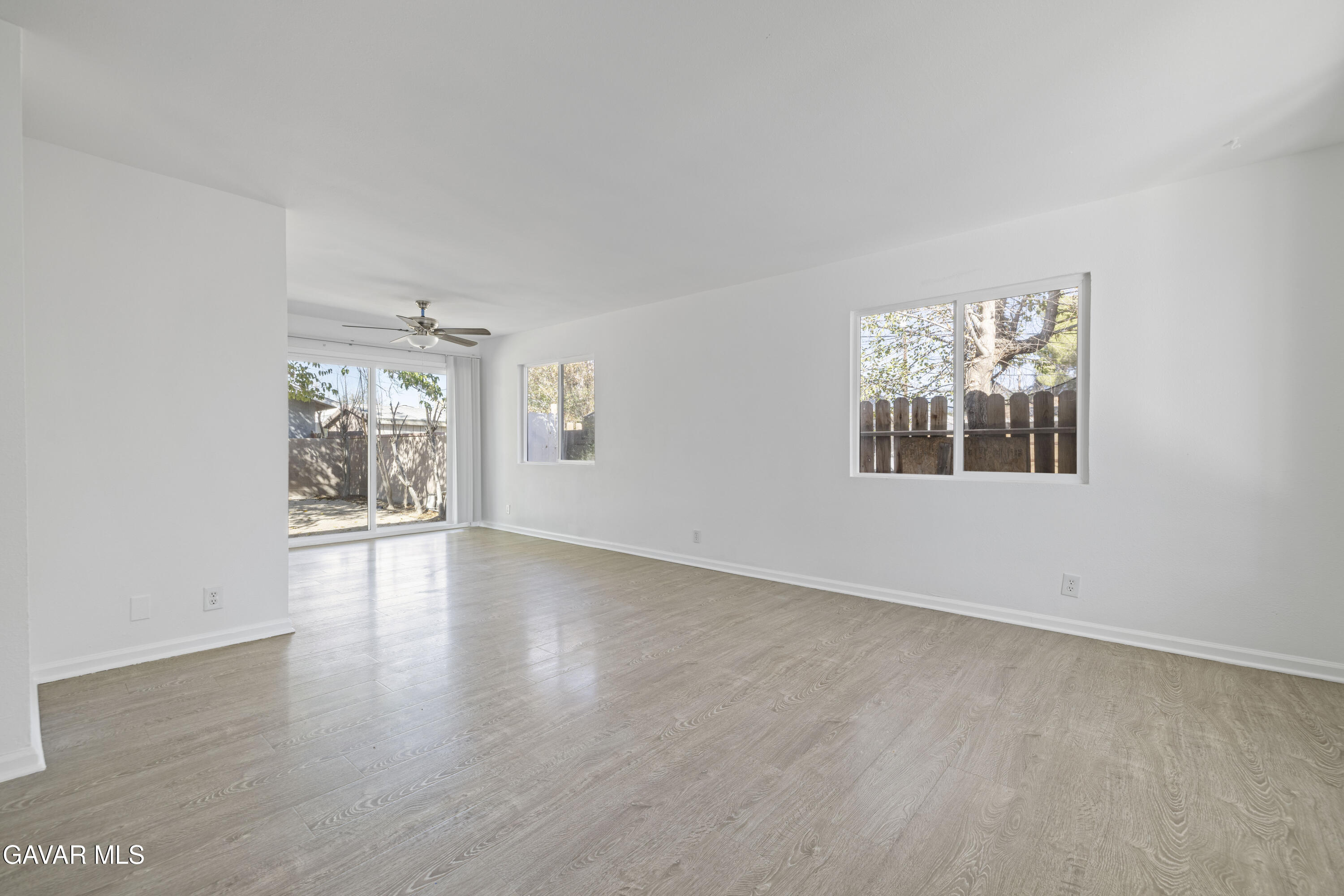 45517 Kingtree Avenue