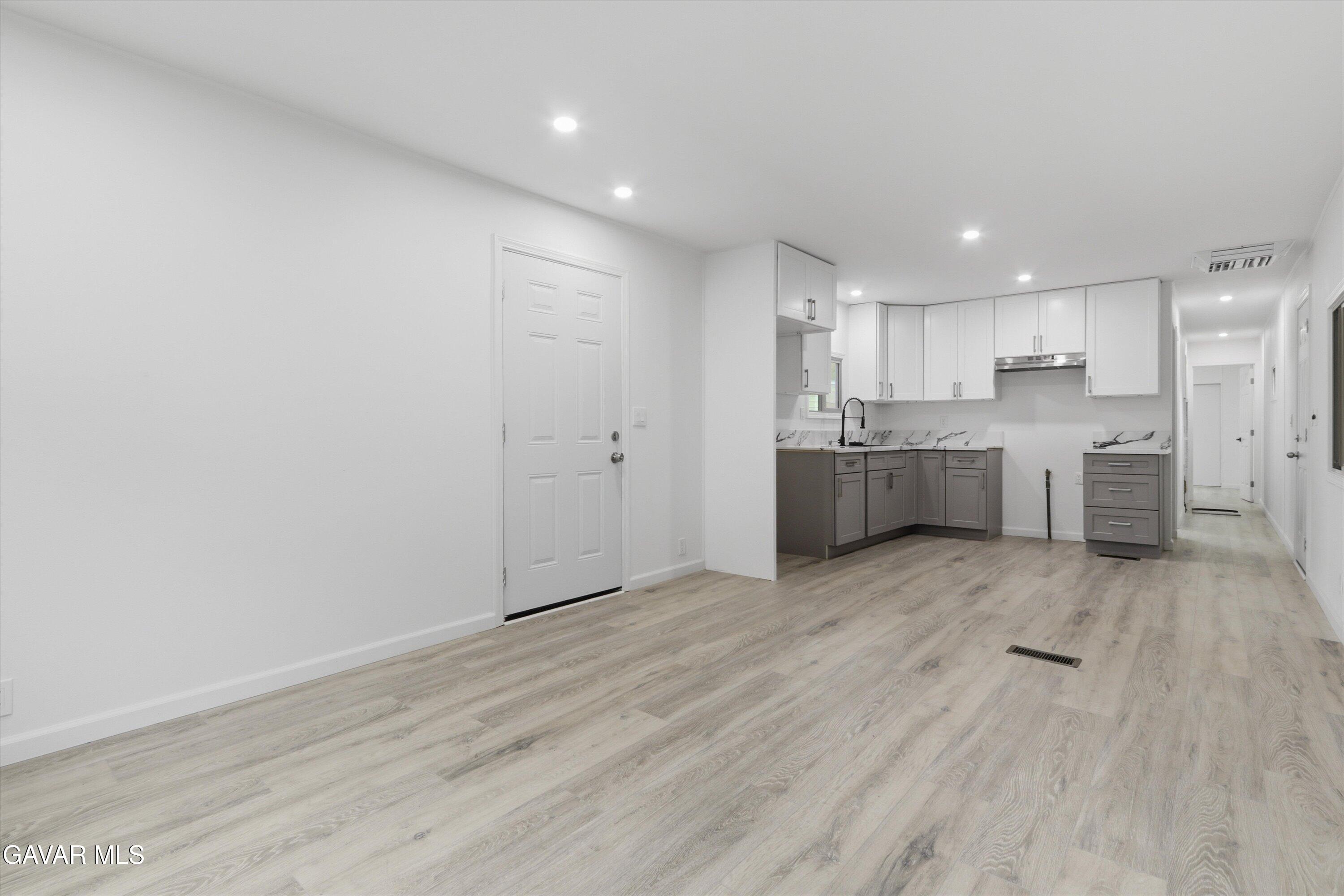 43850 20th St East Unit: 80