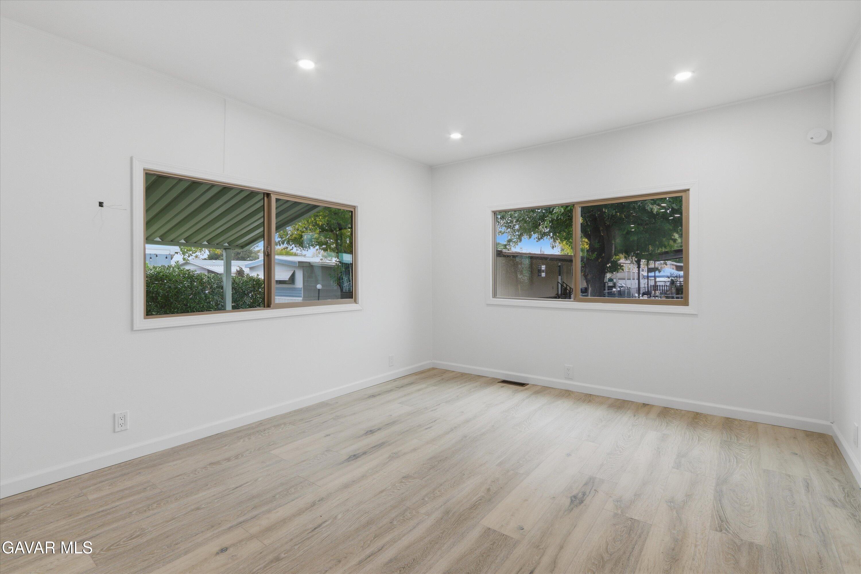 43850 20th St East Unit: 80