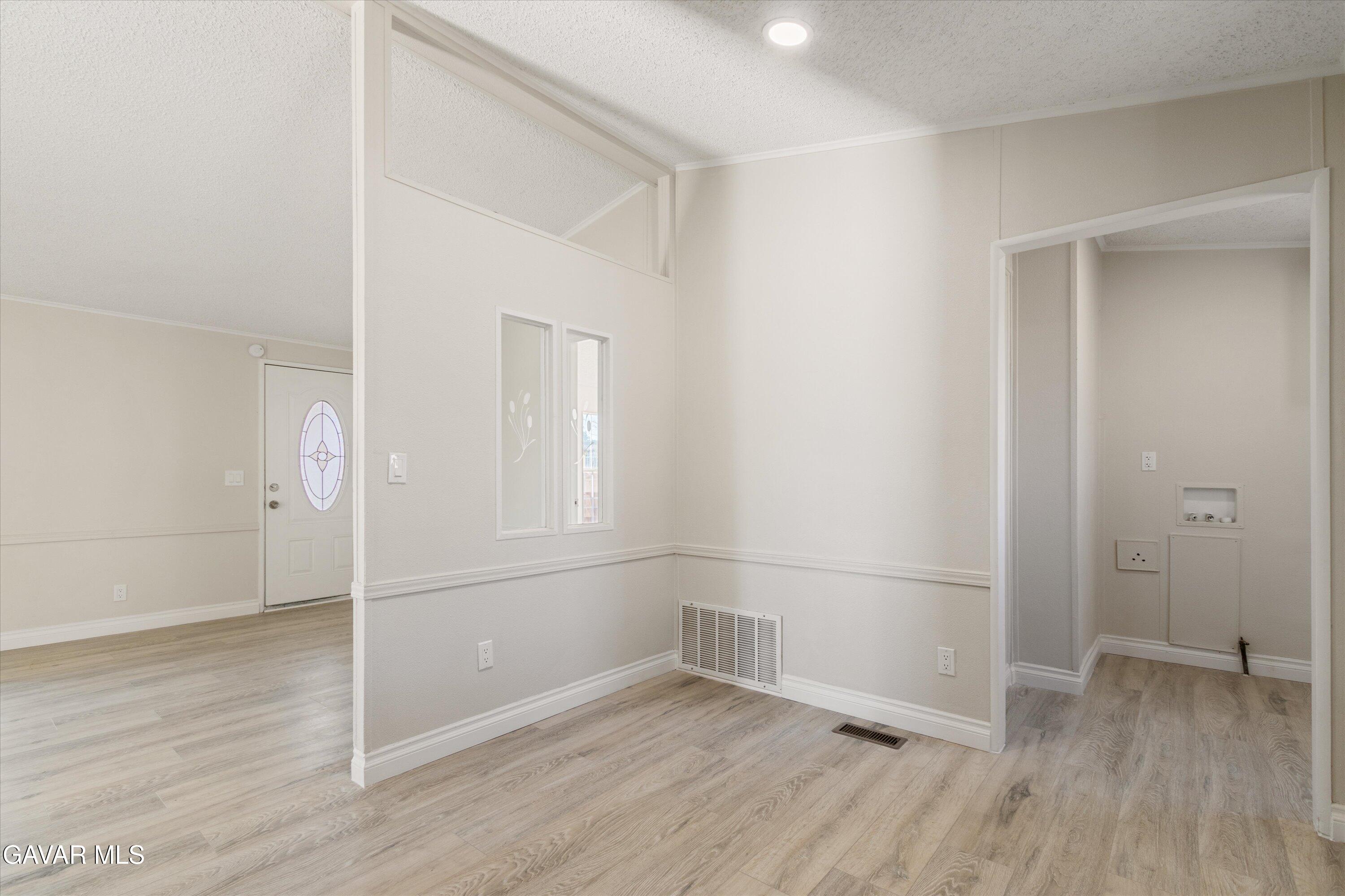 45111 E 25th St Unit: 12