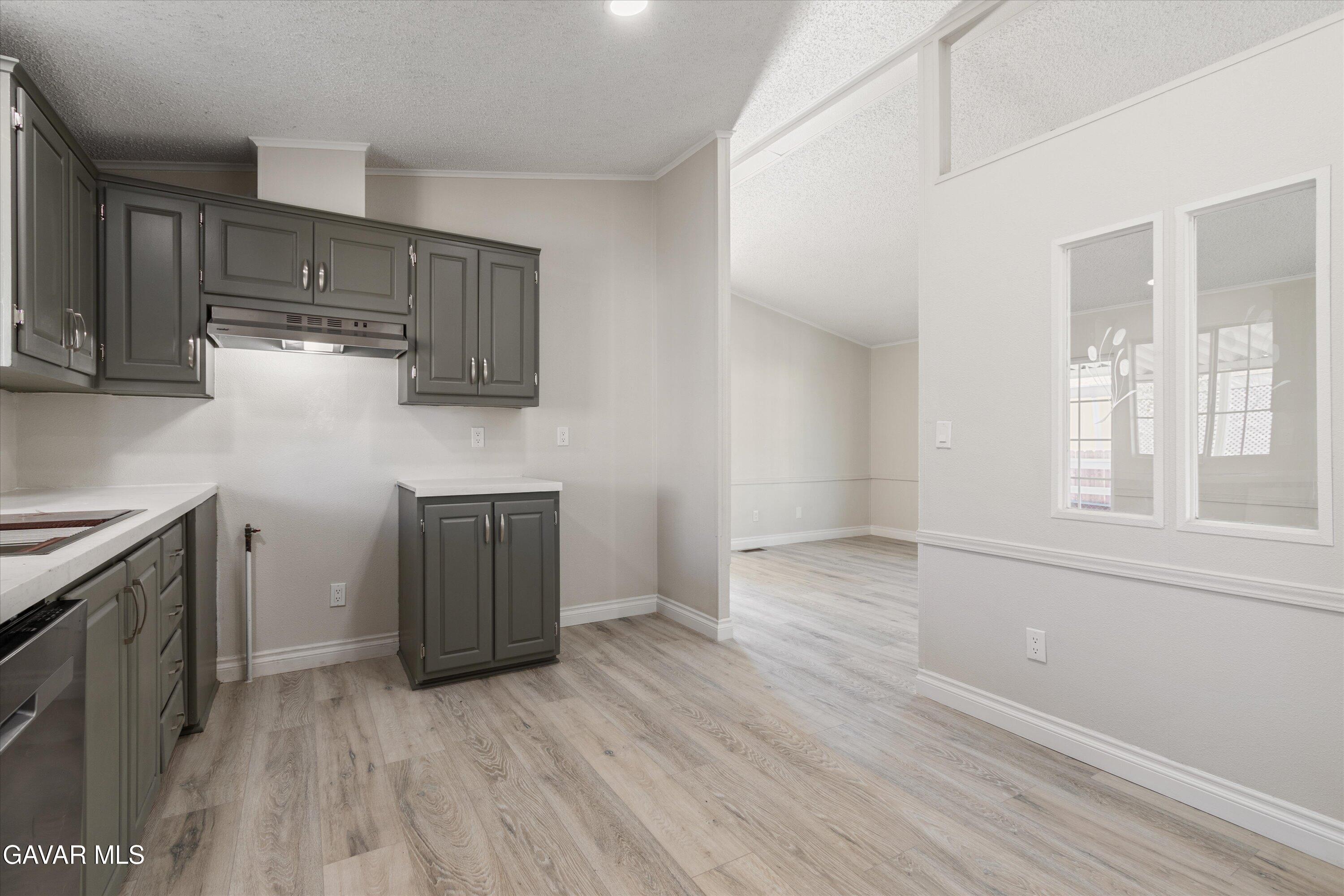 45111 E 25th St Unit: 12