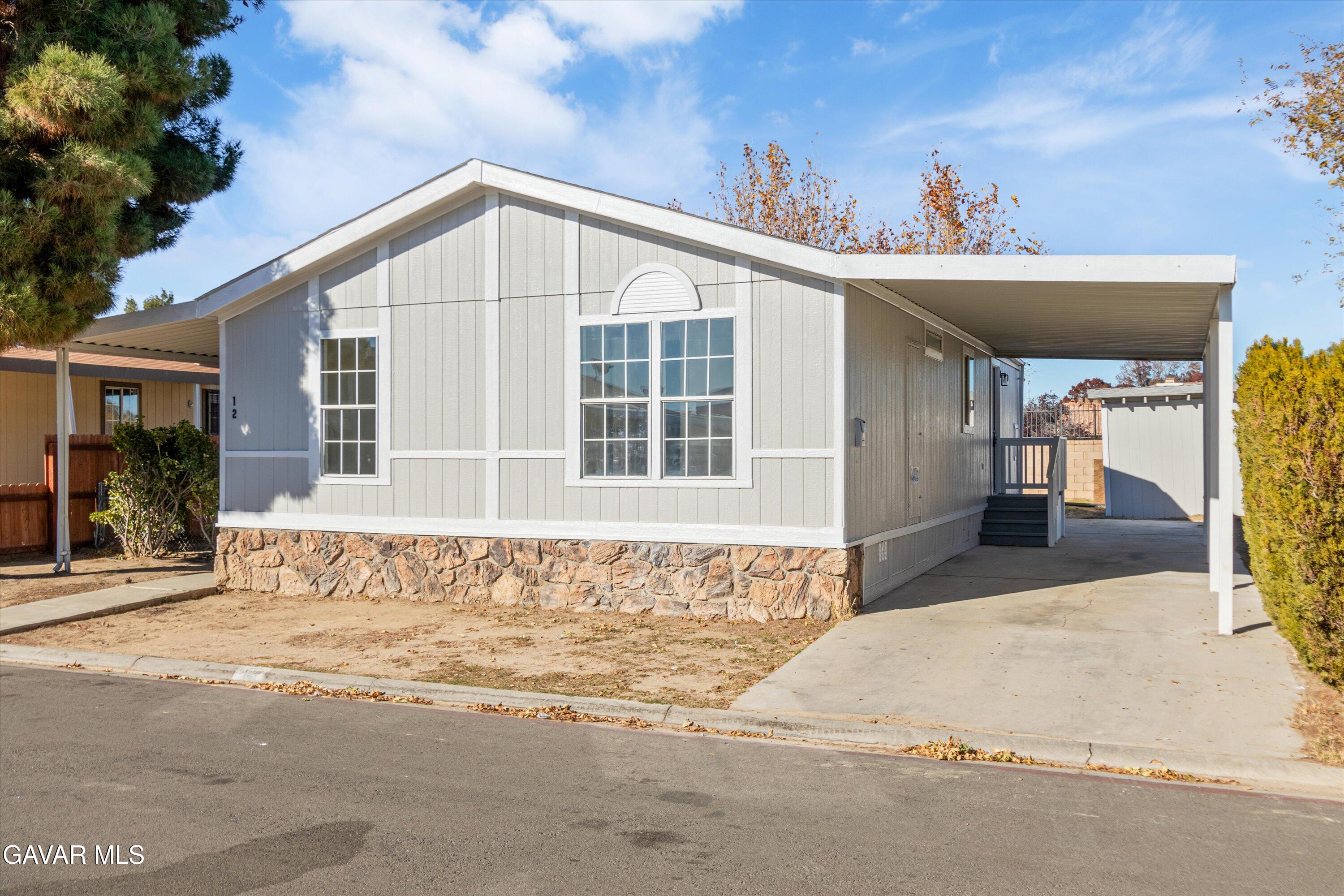 45111 E 25th St Unit: 12